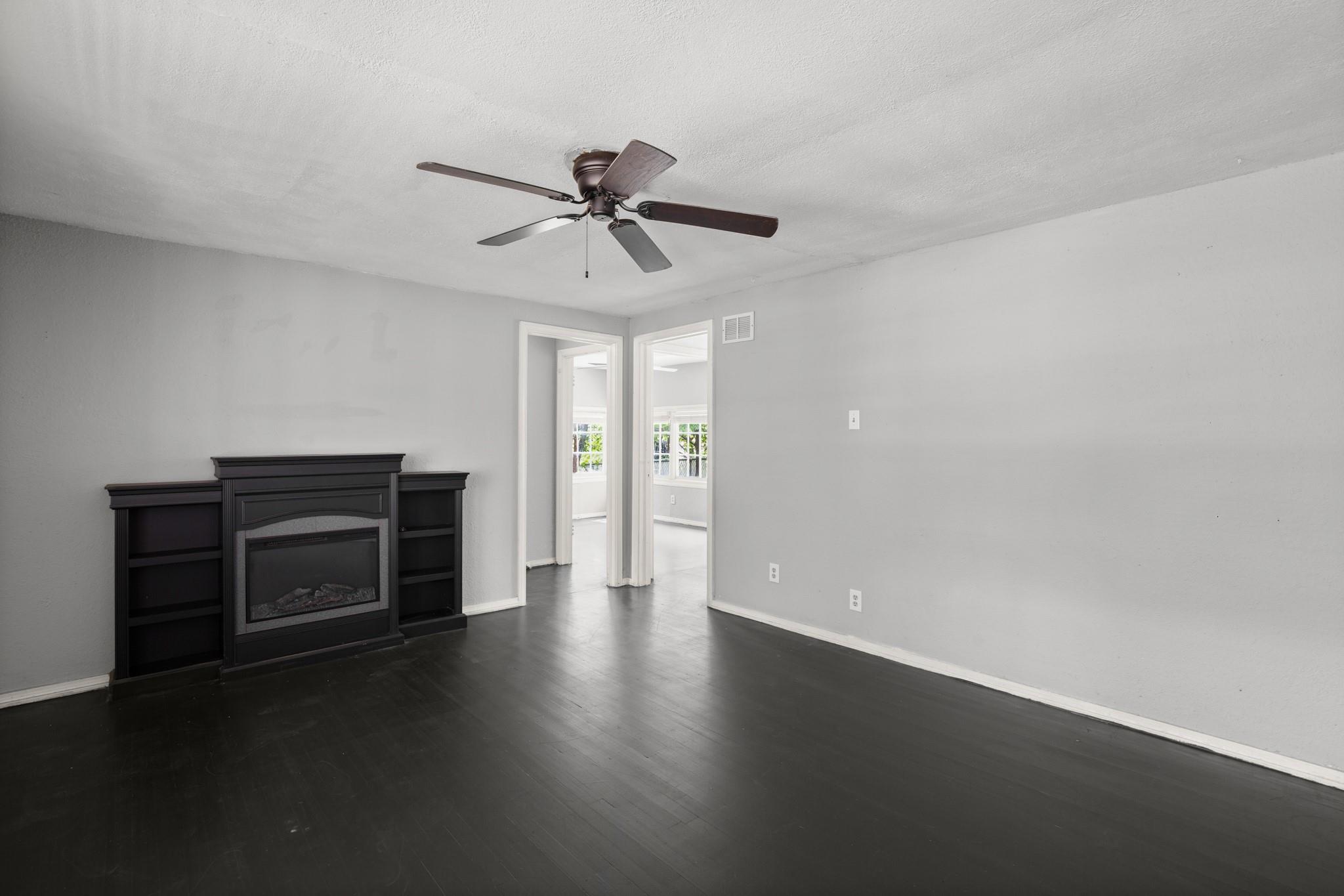 7202 Marcell St, Austin, TX 78752