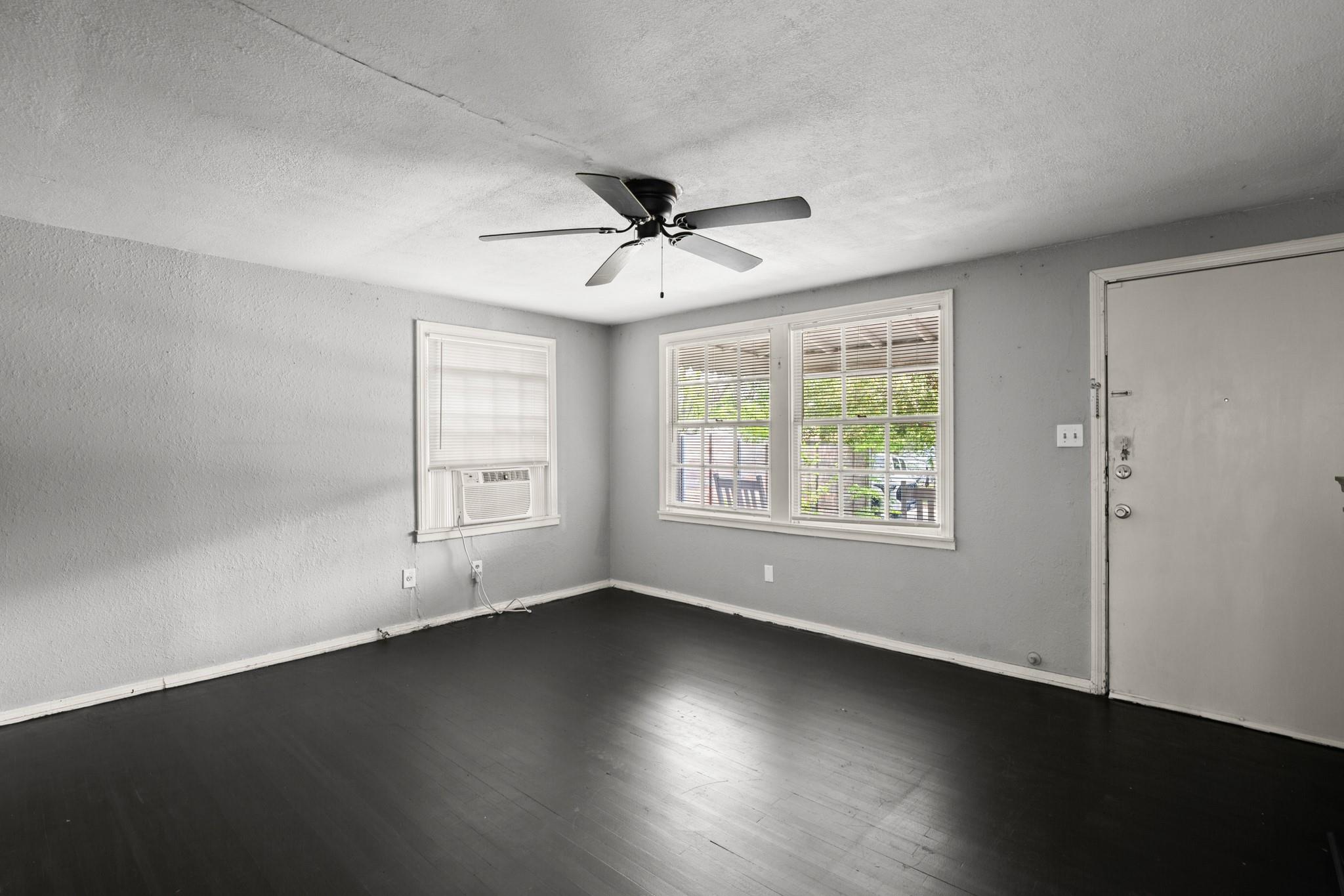 7202 Marcell St, Austin, TX 78752