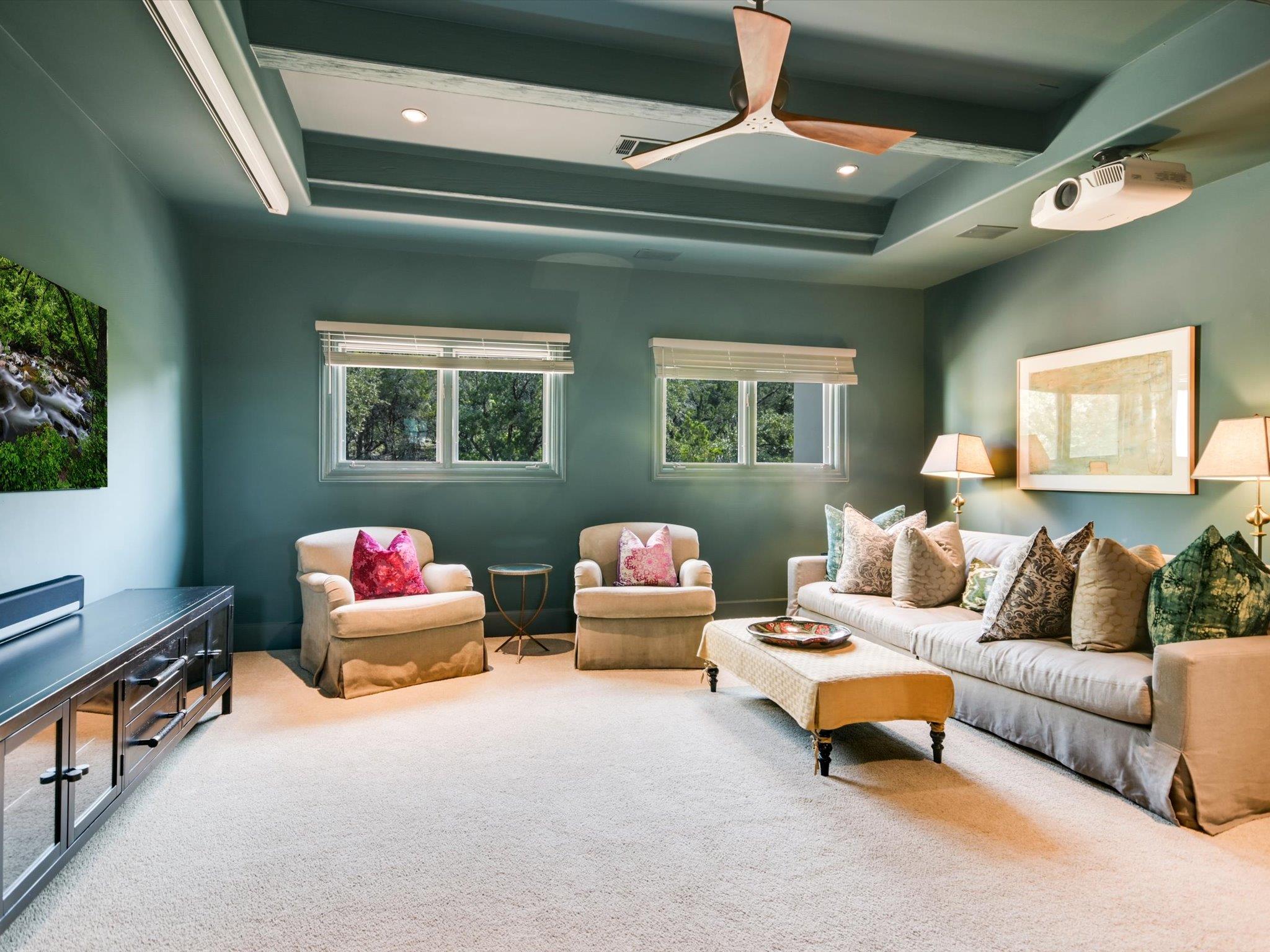 624 Logans Ln Ln, Austin, TX 78746