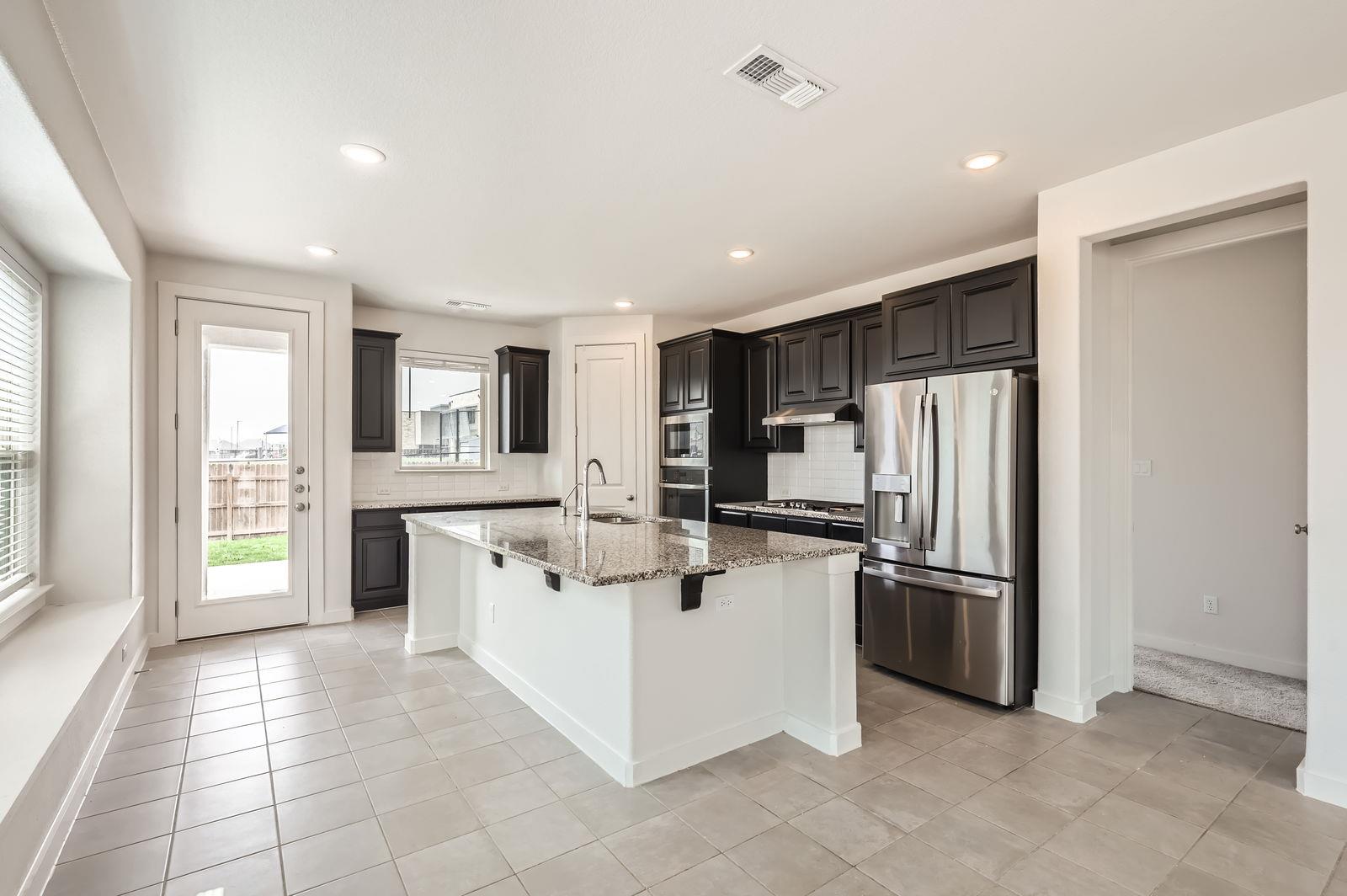 121 Rangel Dr, Liberty Hill, TX 78642