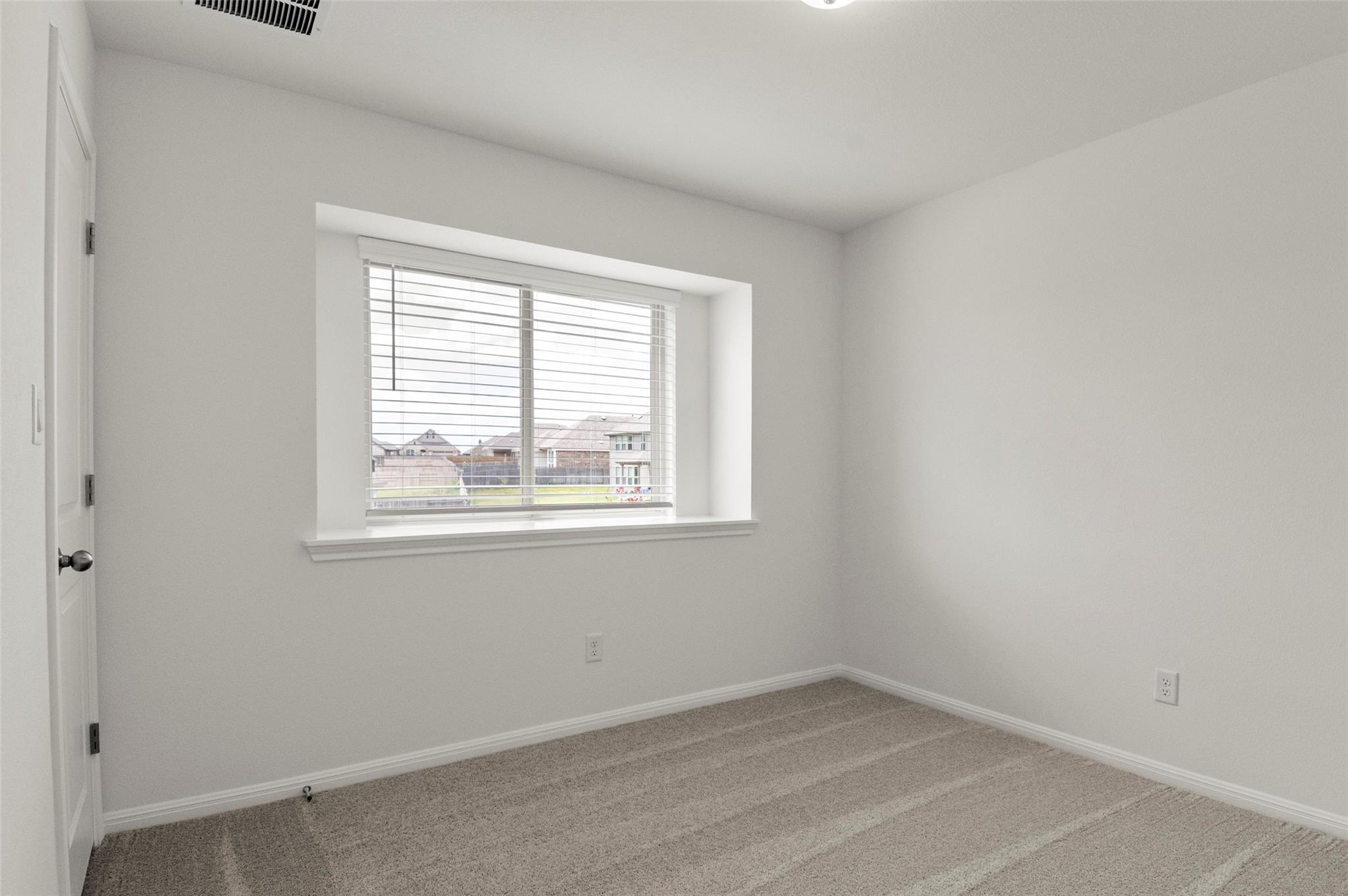 197 James Caird Dr, Kyle, TX 78640