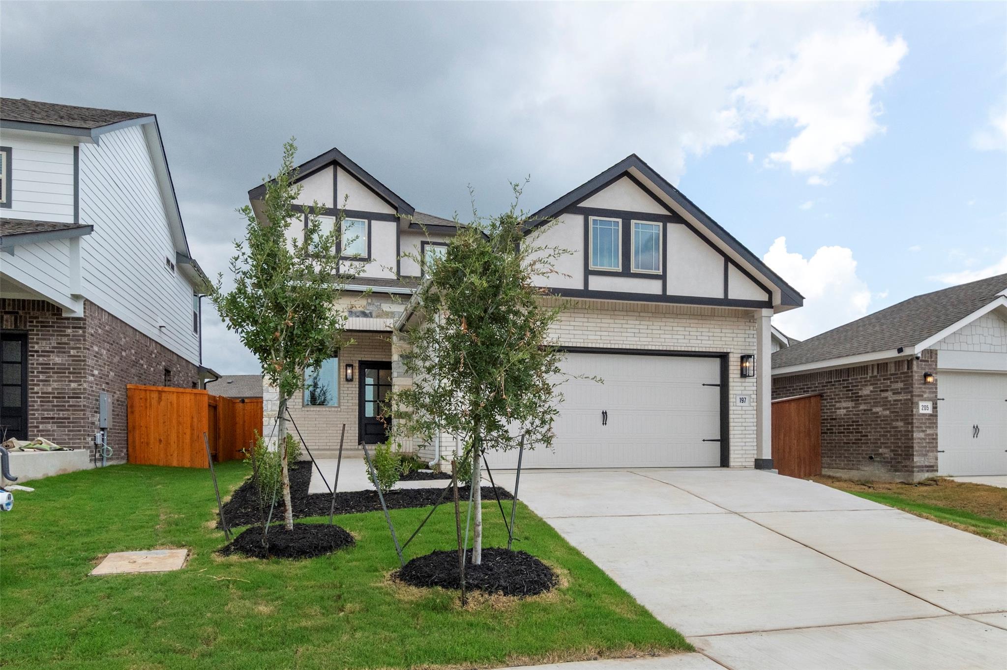 197 James Caird Dr, Kyle, TX 78640