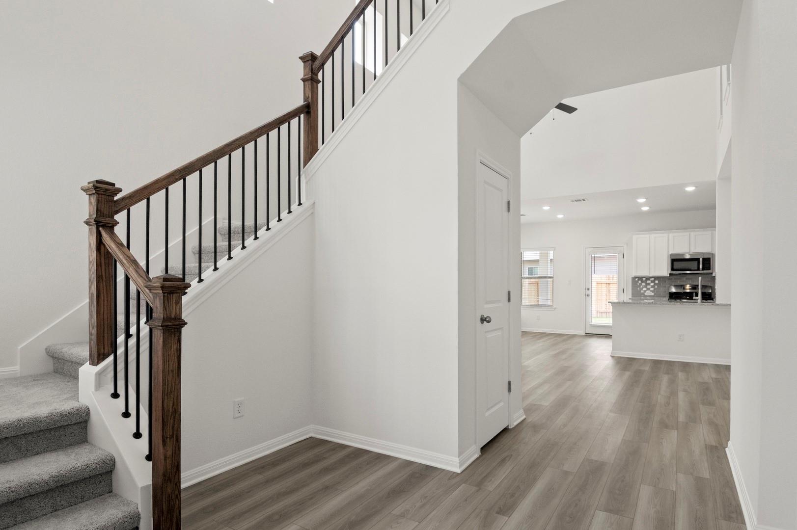 197 James Caird Dr, Kyle, TX 78640