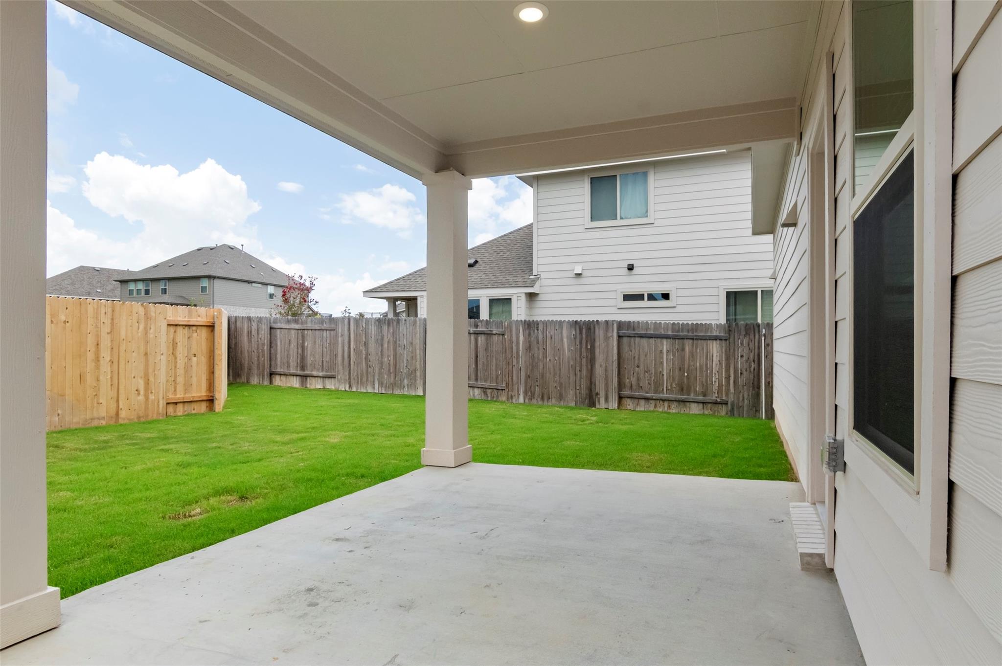 197 James Caird Dr, Kyle, TX 78640