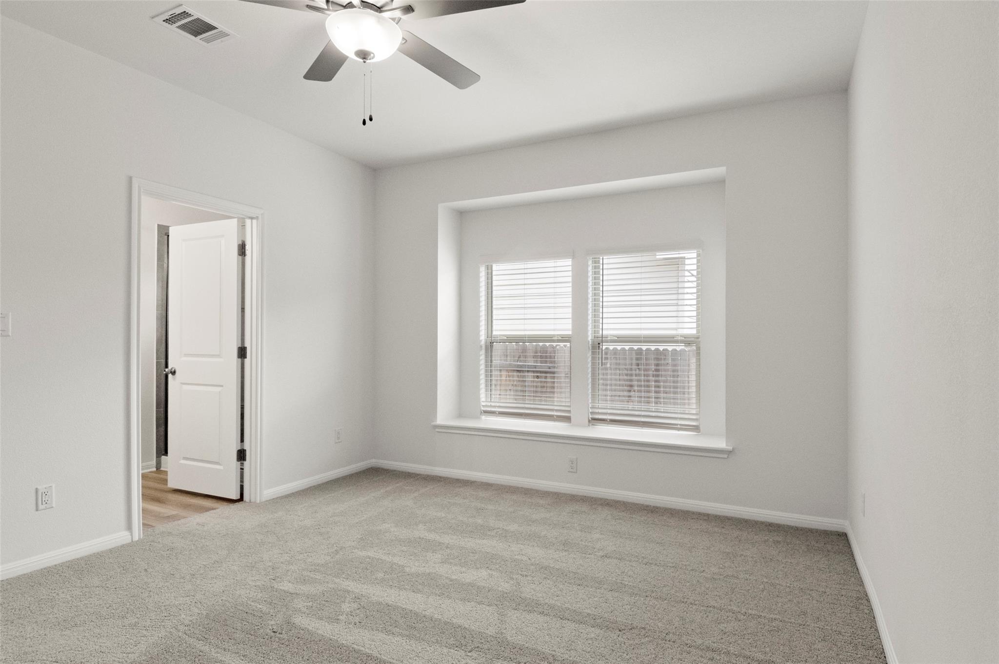 197 James Caird Dr, Kyle, TX 78640