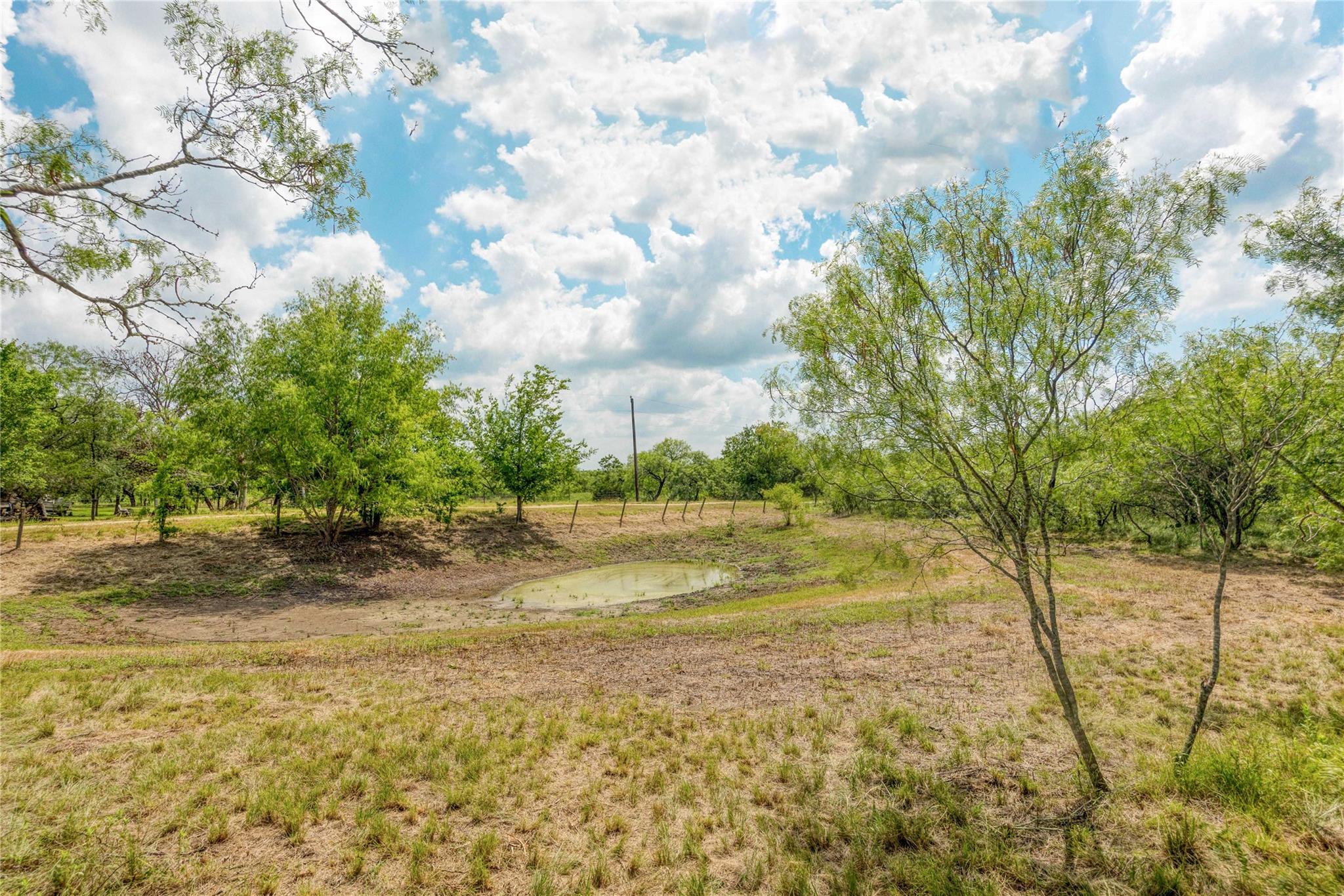 200 Armstrong Rd, Lockhart, TX 78644