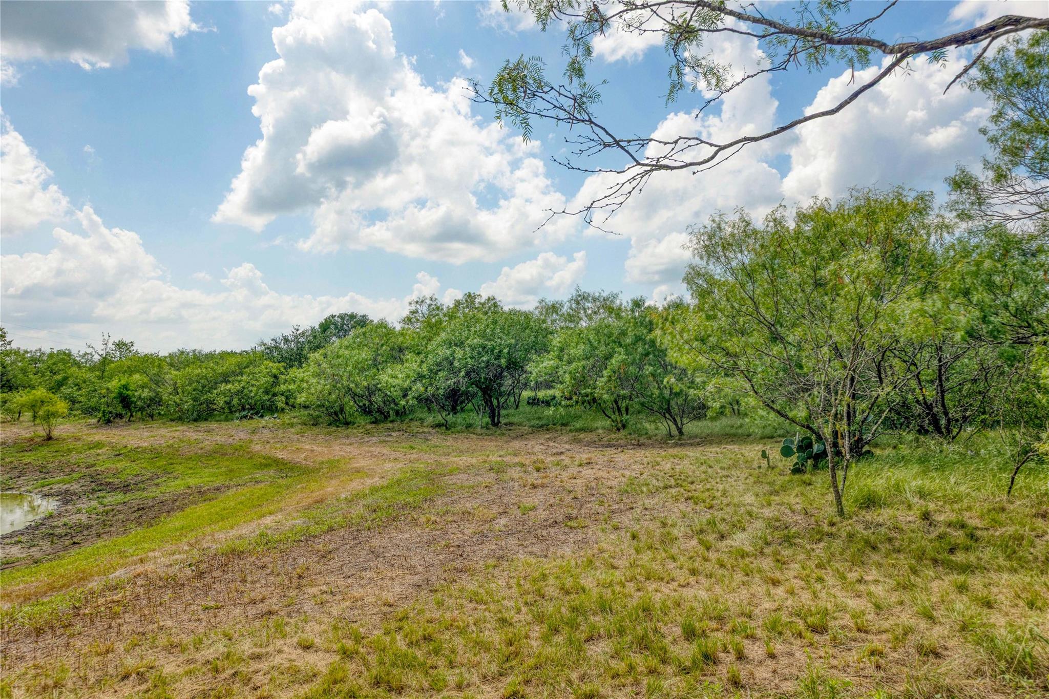 200 Armstrong Rd, Lockhart, TX 78644