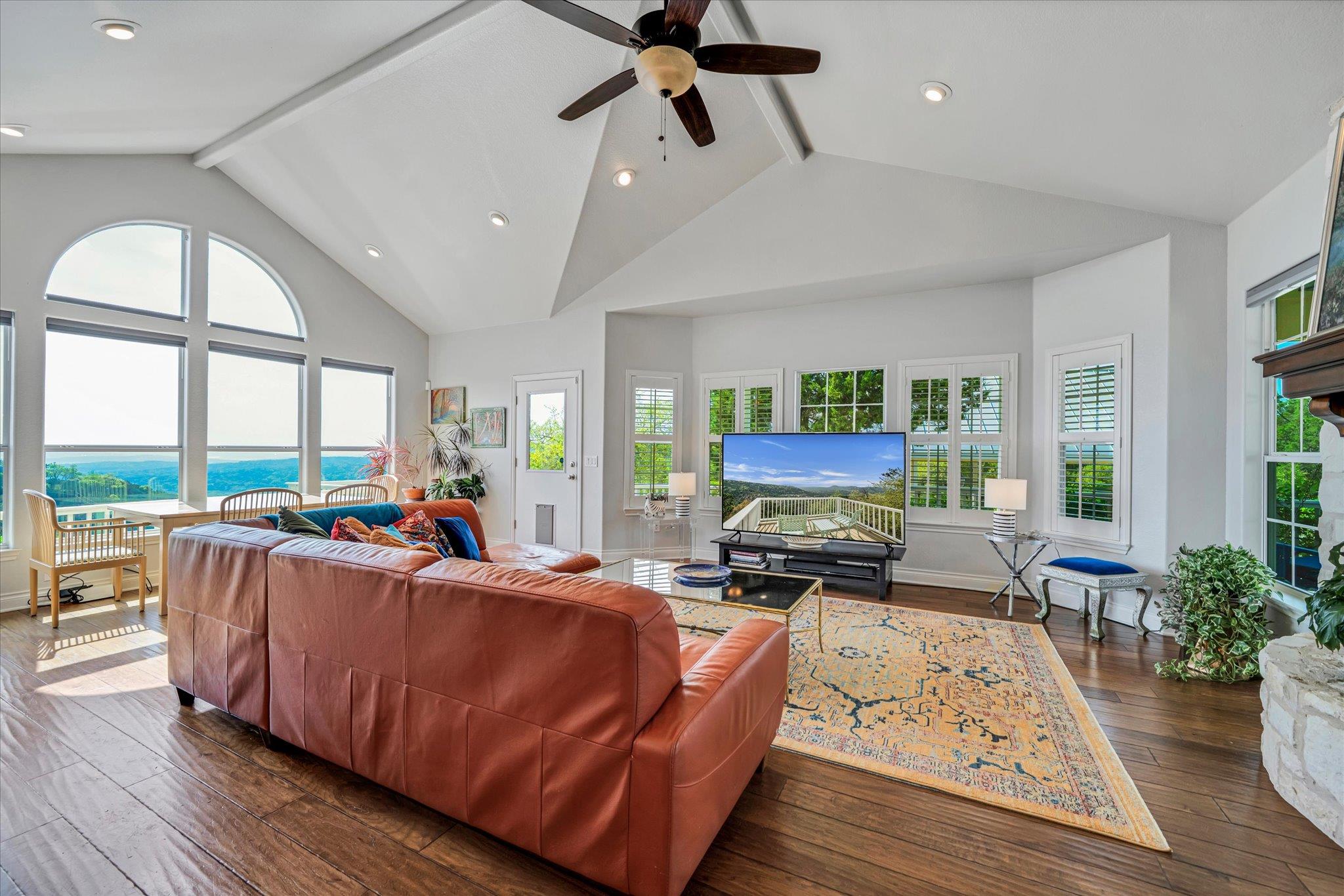 1320 SERENITY Dr, Fischer, TX 78623