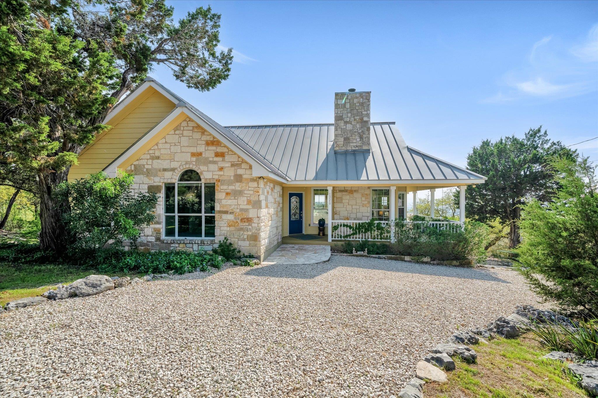 1320 SERENITY Dr, Fischer, TX 78623