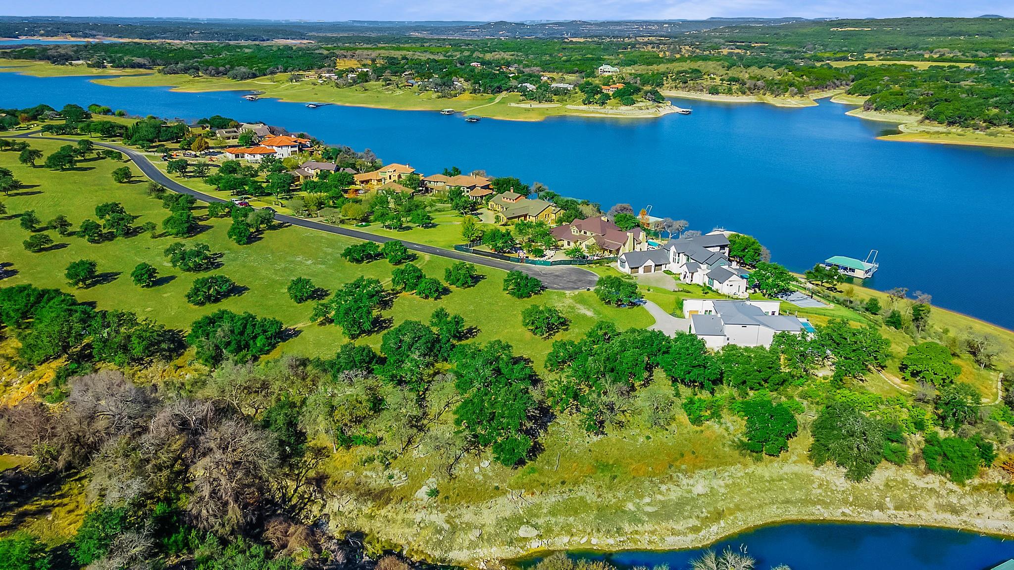 3509 Kahala Sunset Dr, Spicewood, TX 78669
