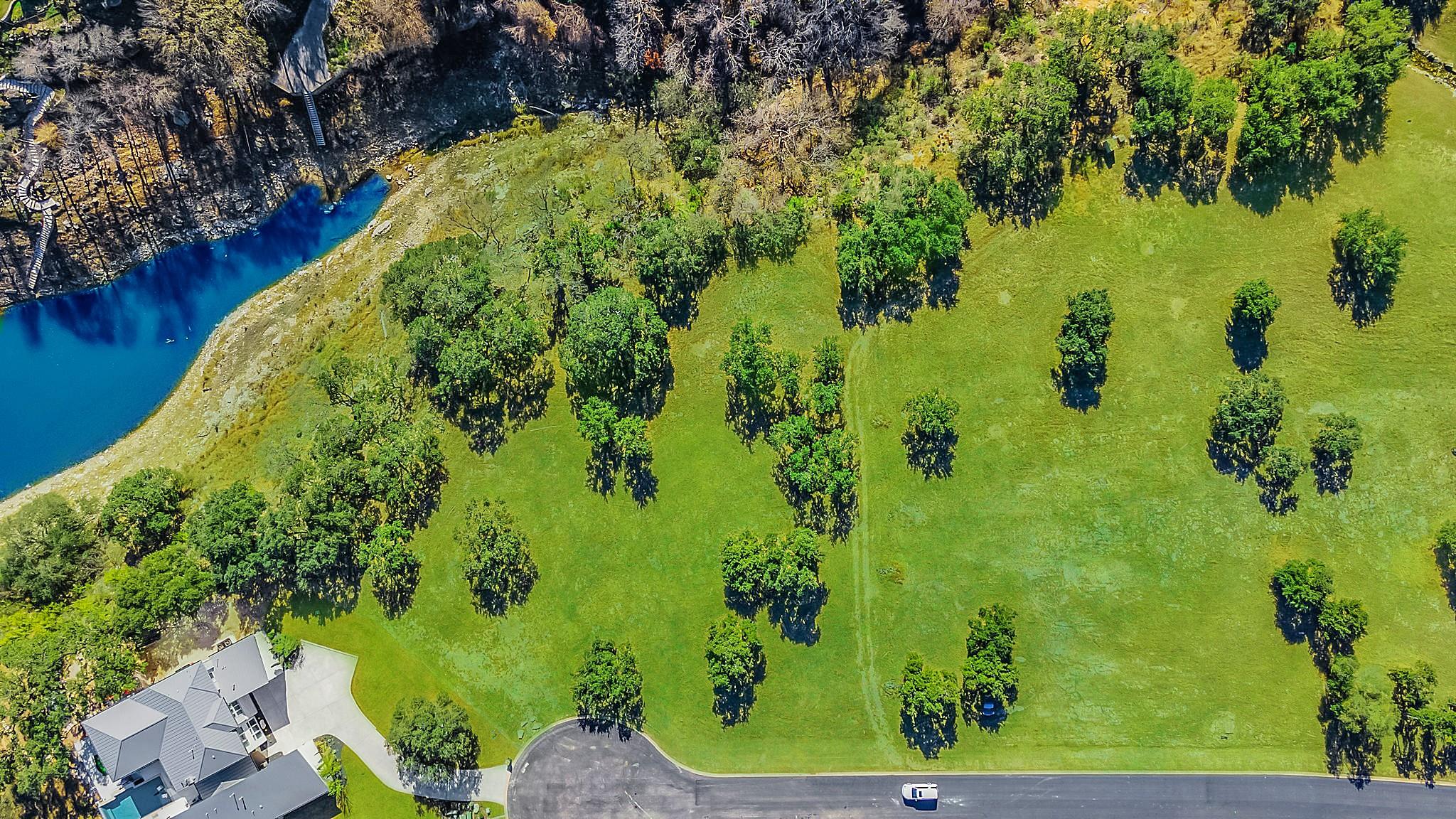 3509 Kahala Sunset Dr, Spicewood, TX 78669