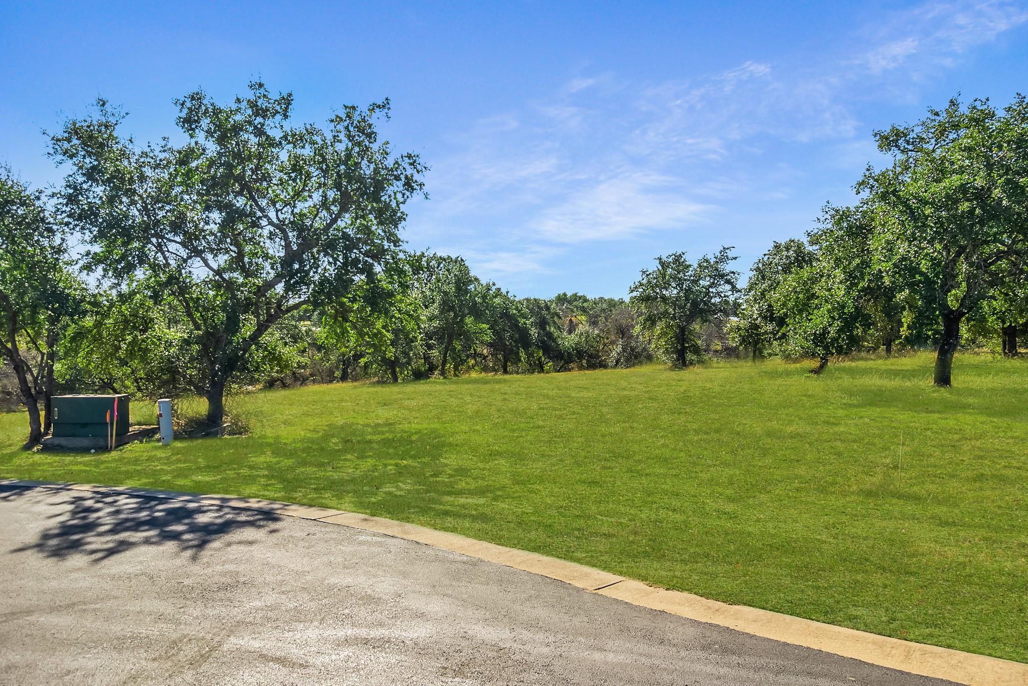 3509 Kahala Sunset Dr, Spicewood, TX 78669