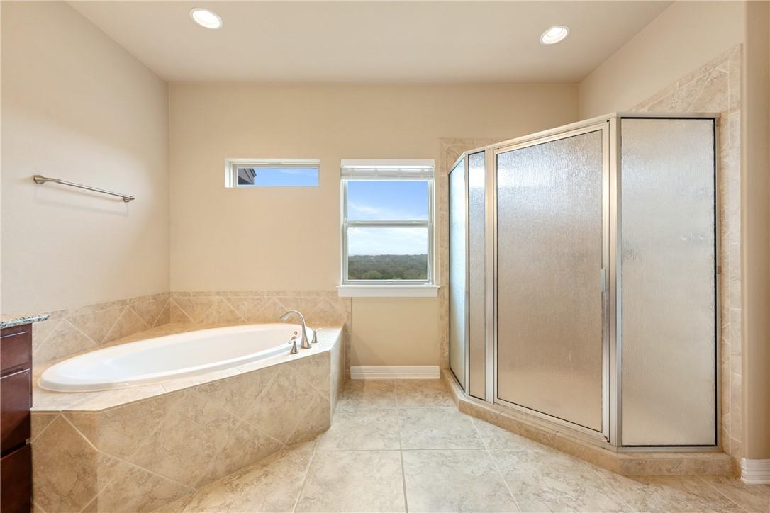 321 Lombardia Dr, Lakeway, TX 78734