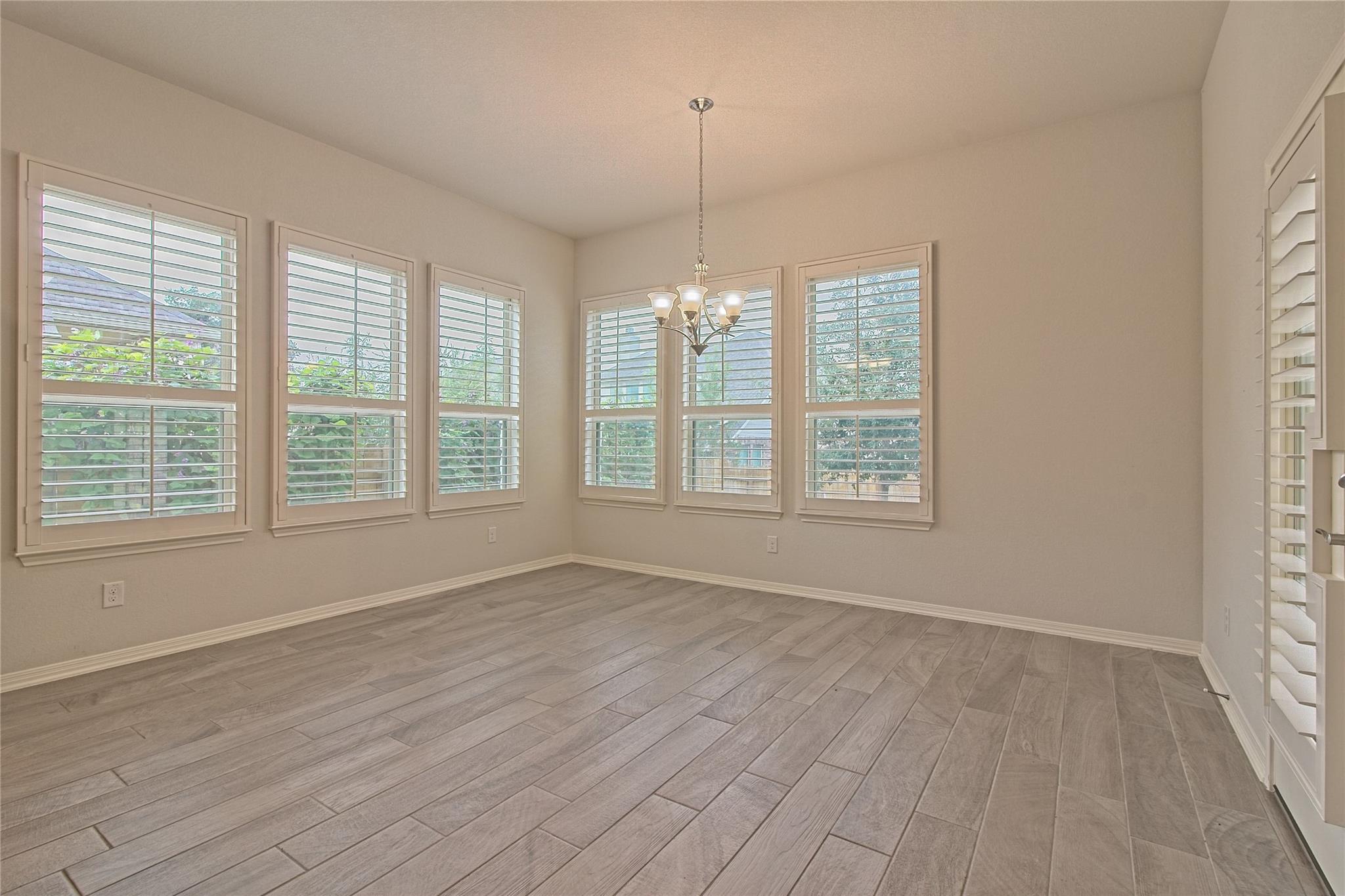 112 Rock Dock Rd, Georgetown, TX 78633