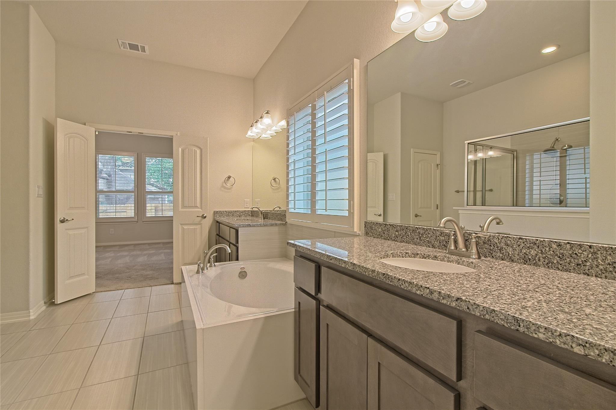 112 Rock Dock Rd, Georgetown, TX 78633