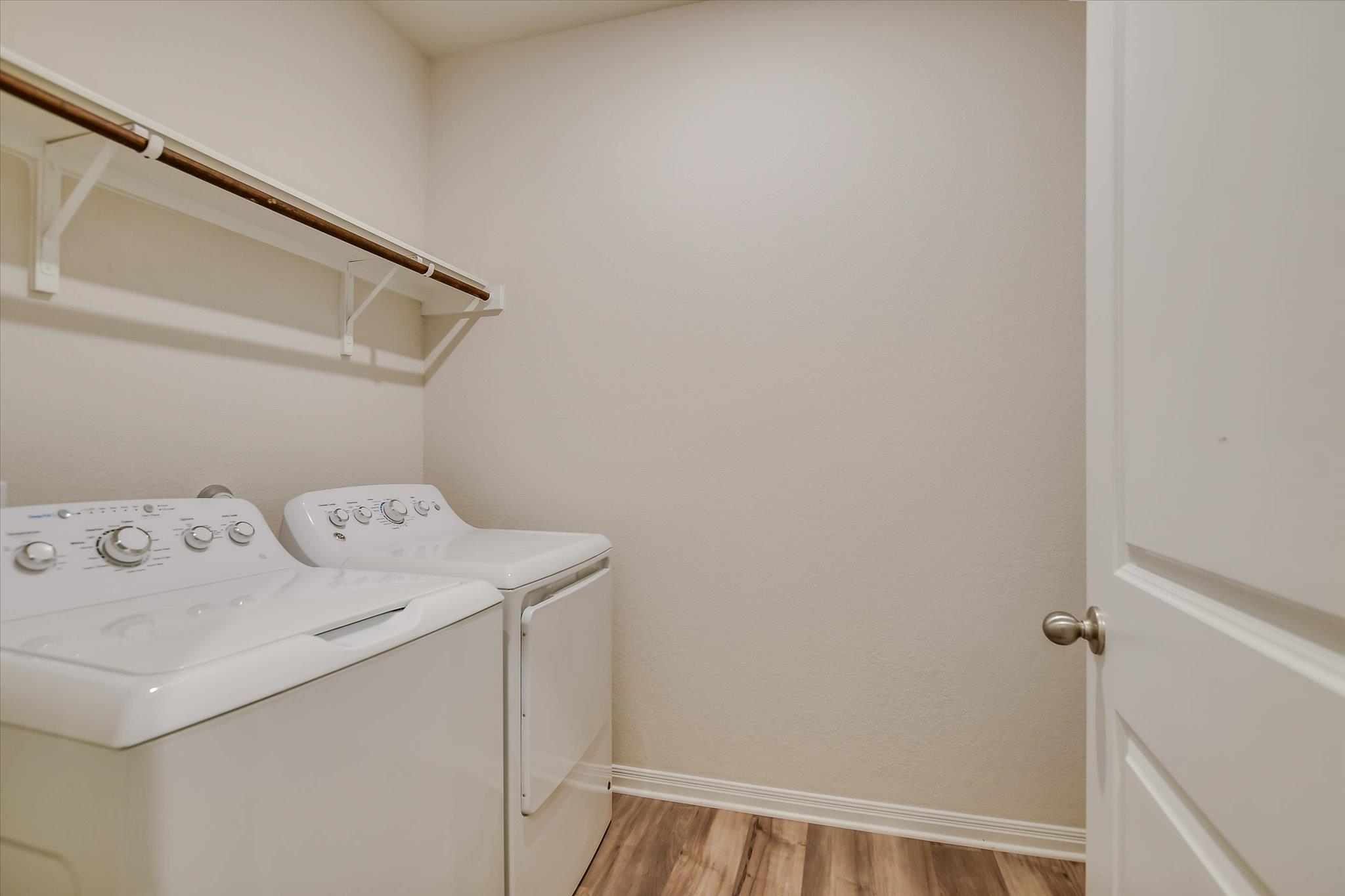 105 Saviano Rd, Hutto, TX 78634