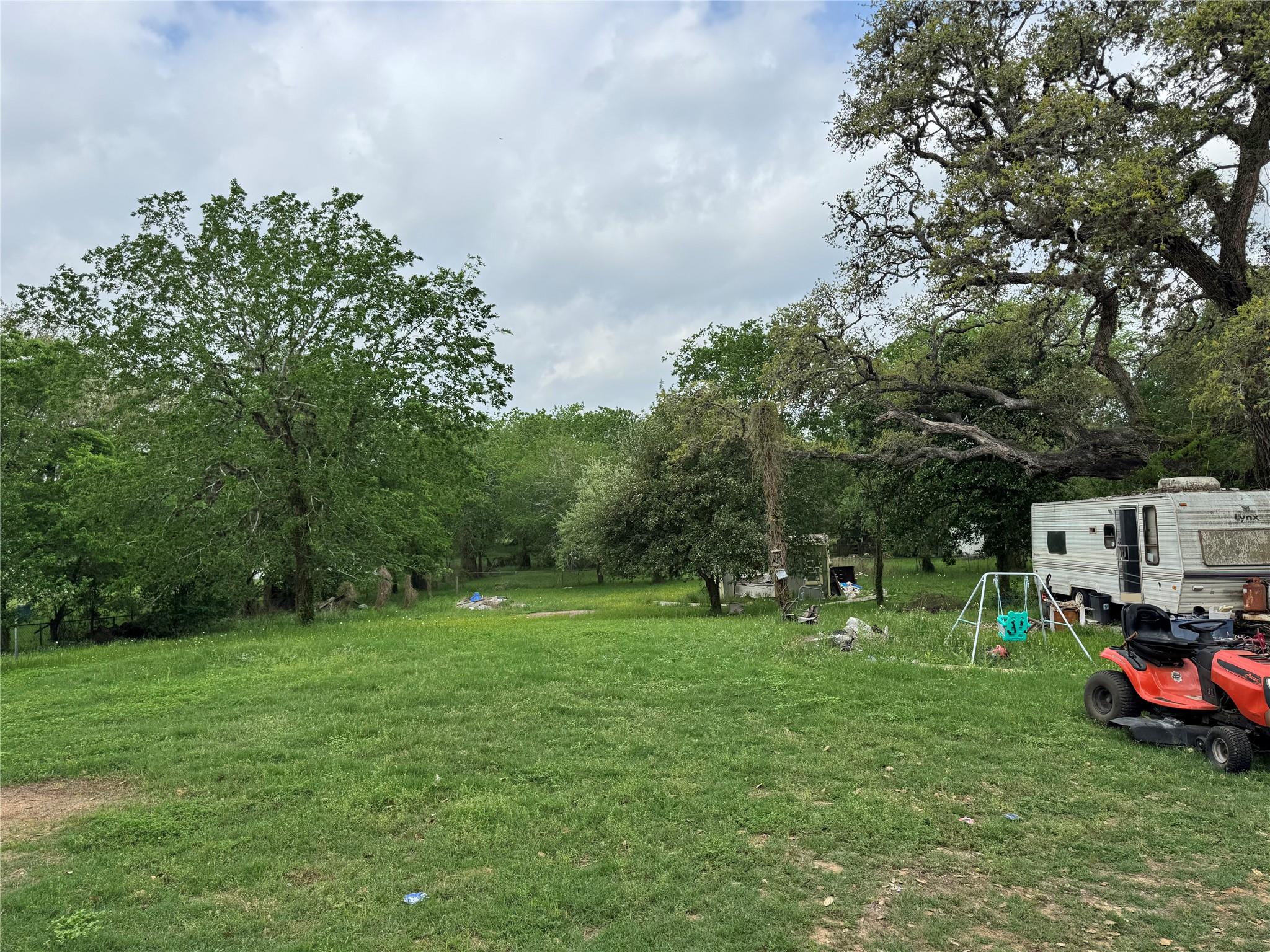 103 Reiffert St, Cuero, TX 77954