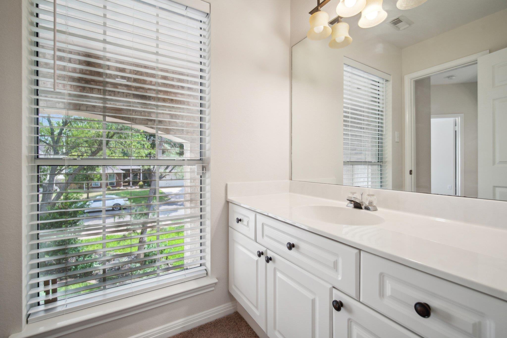 5616 Gorham Glen Ln, Austin, TX 78739