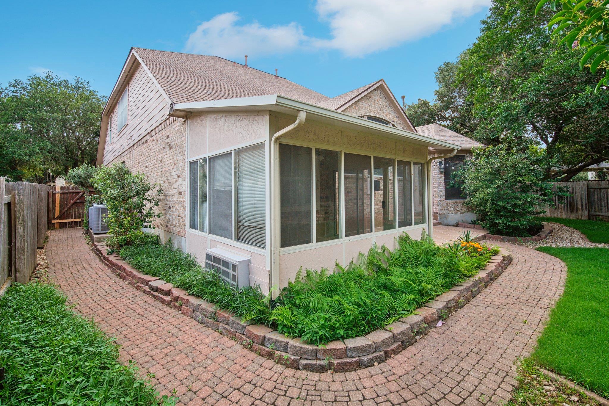 5616 Gorham Glen Ln, Austin, TX 78739