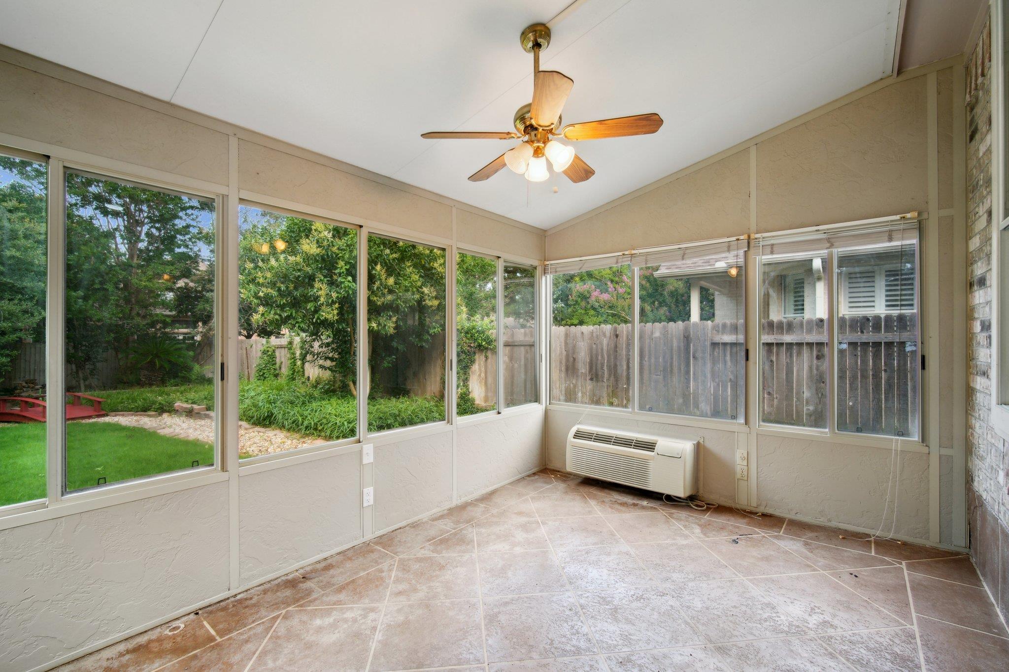 5616 Gorham Glen Ln, Austin, TX 78739