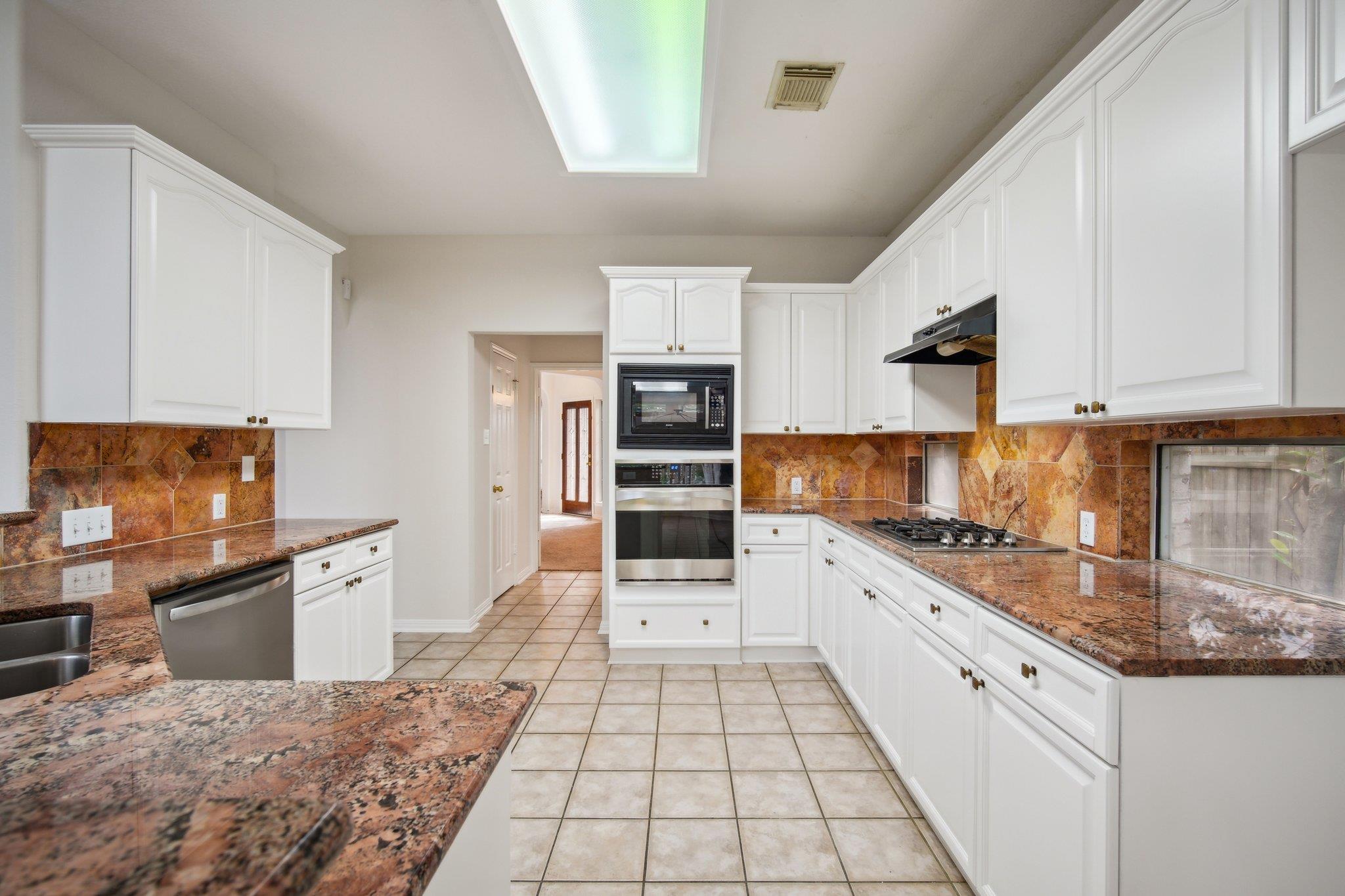 5616 Gorham Glen Ln, Austin, TX 78739