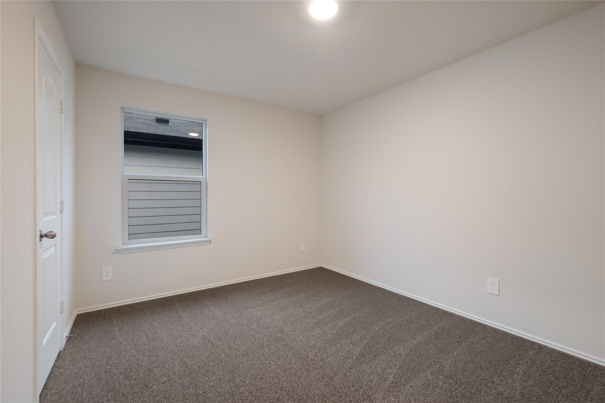 416 Sandringham Loop, Uhland, TX 78640