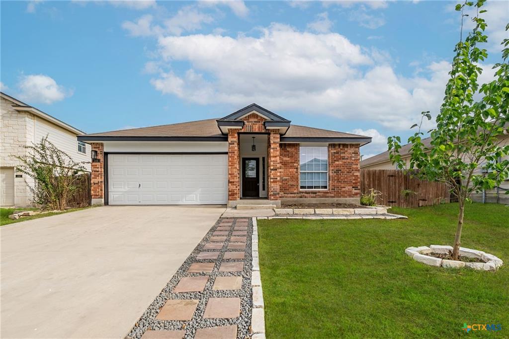 356 Hummingbird Dr, New Braunfels, TX 78130