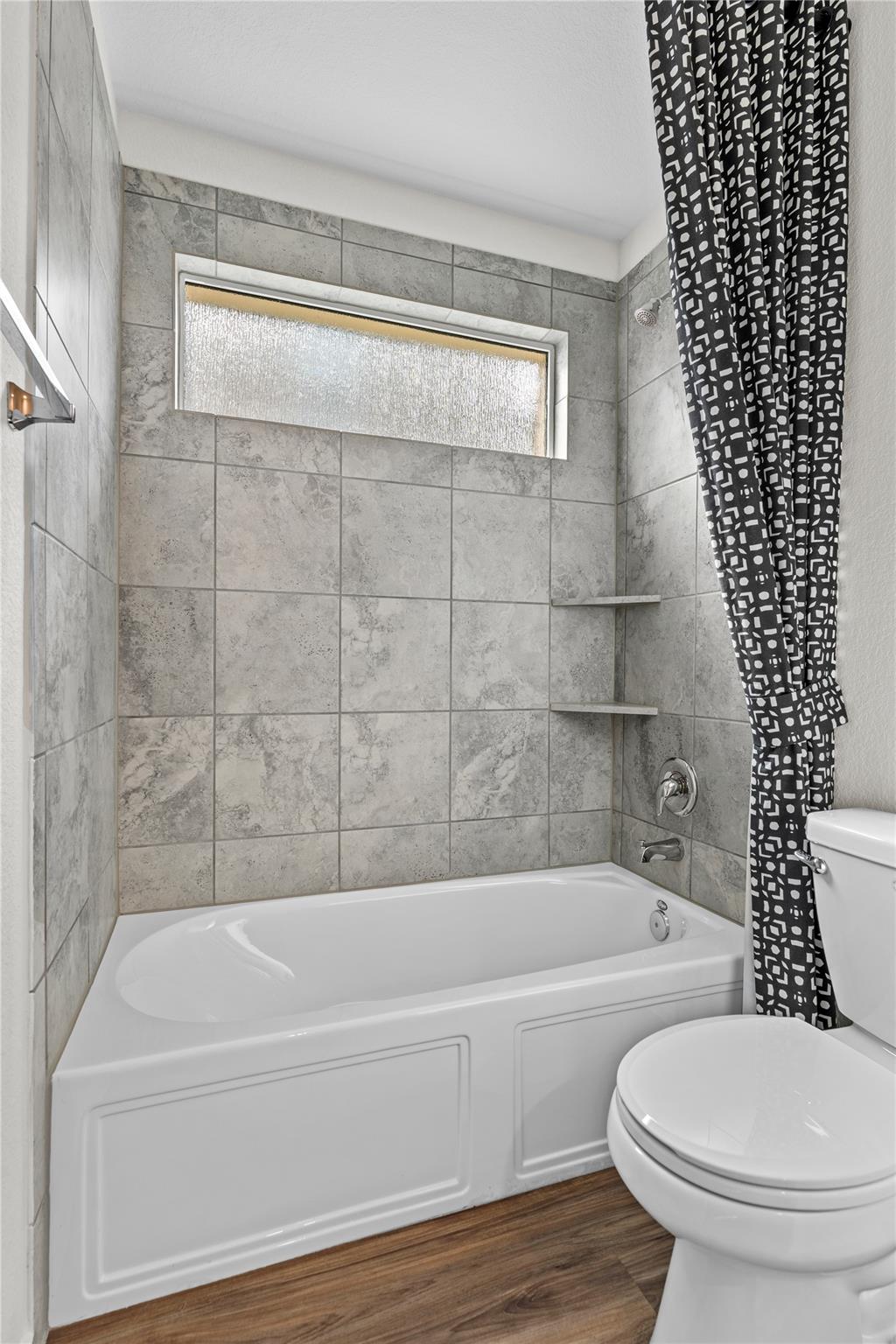 156 Sky Meadows Cir, San Marcos, TX 78666