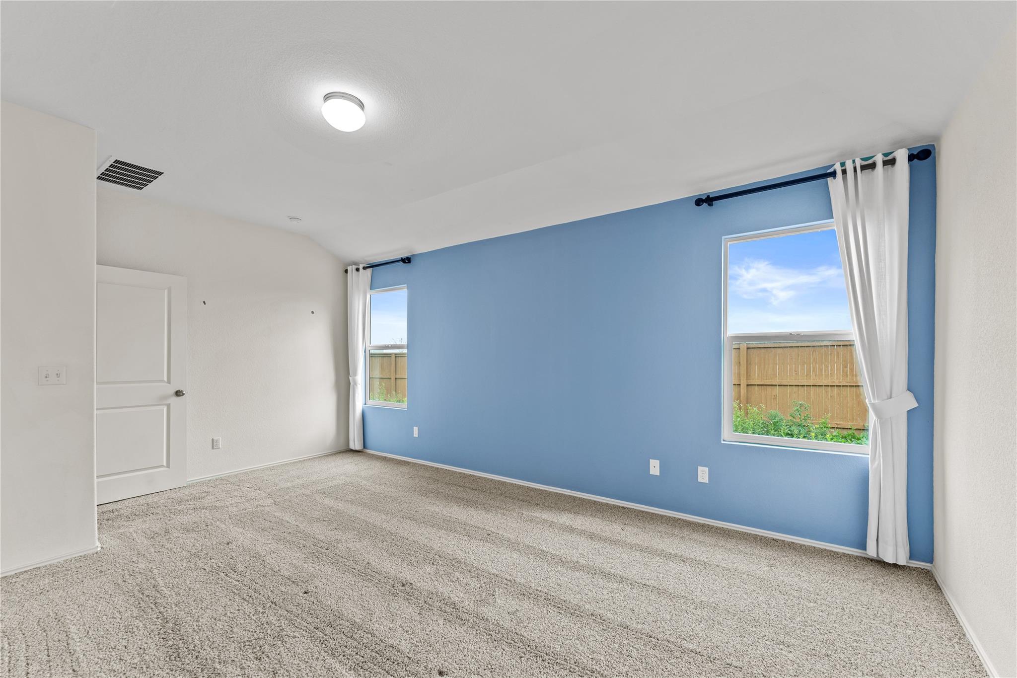 156 Sky Meadows Cir, San Marcos, TX 78666