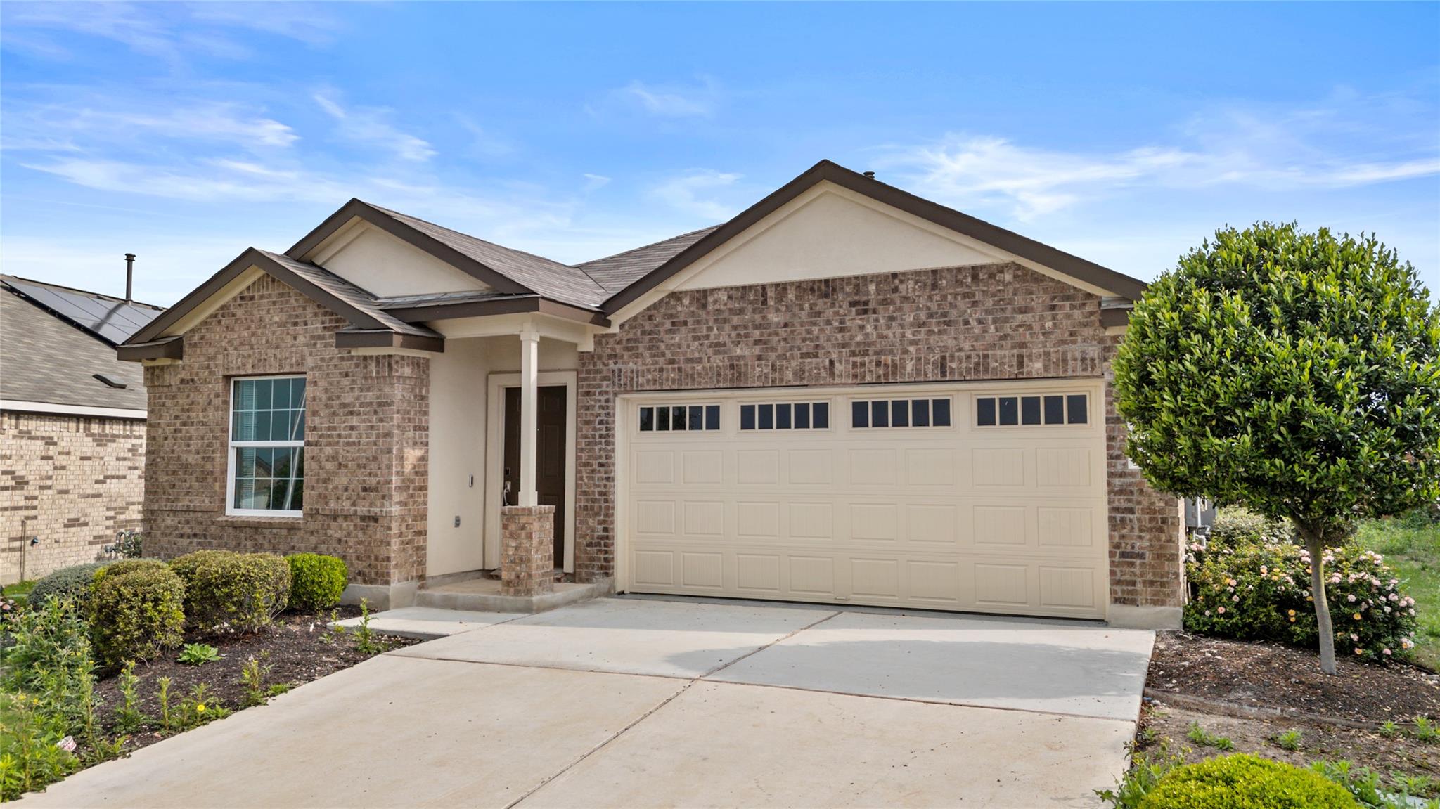 156 Sky Meadows Cir, San Marcos, TX 78666