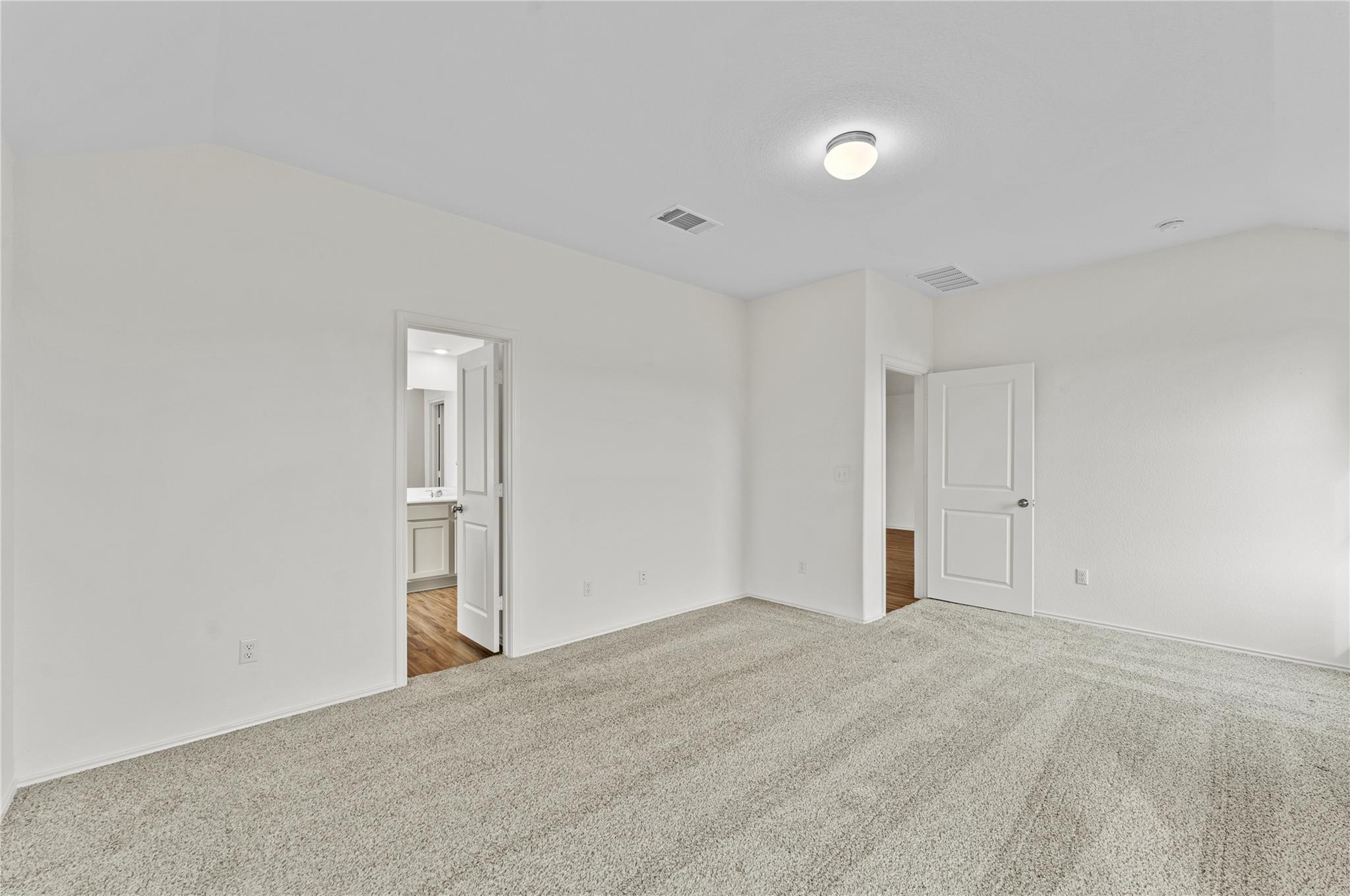 156 Sky Meadows Cir, San Marcos, TX 78666