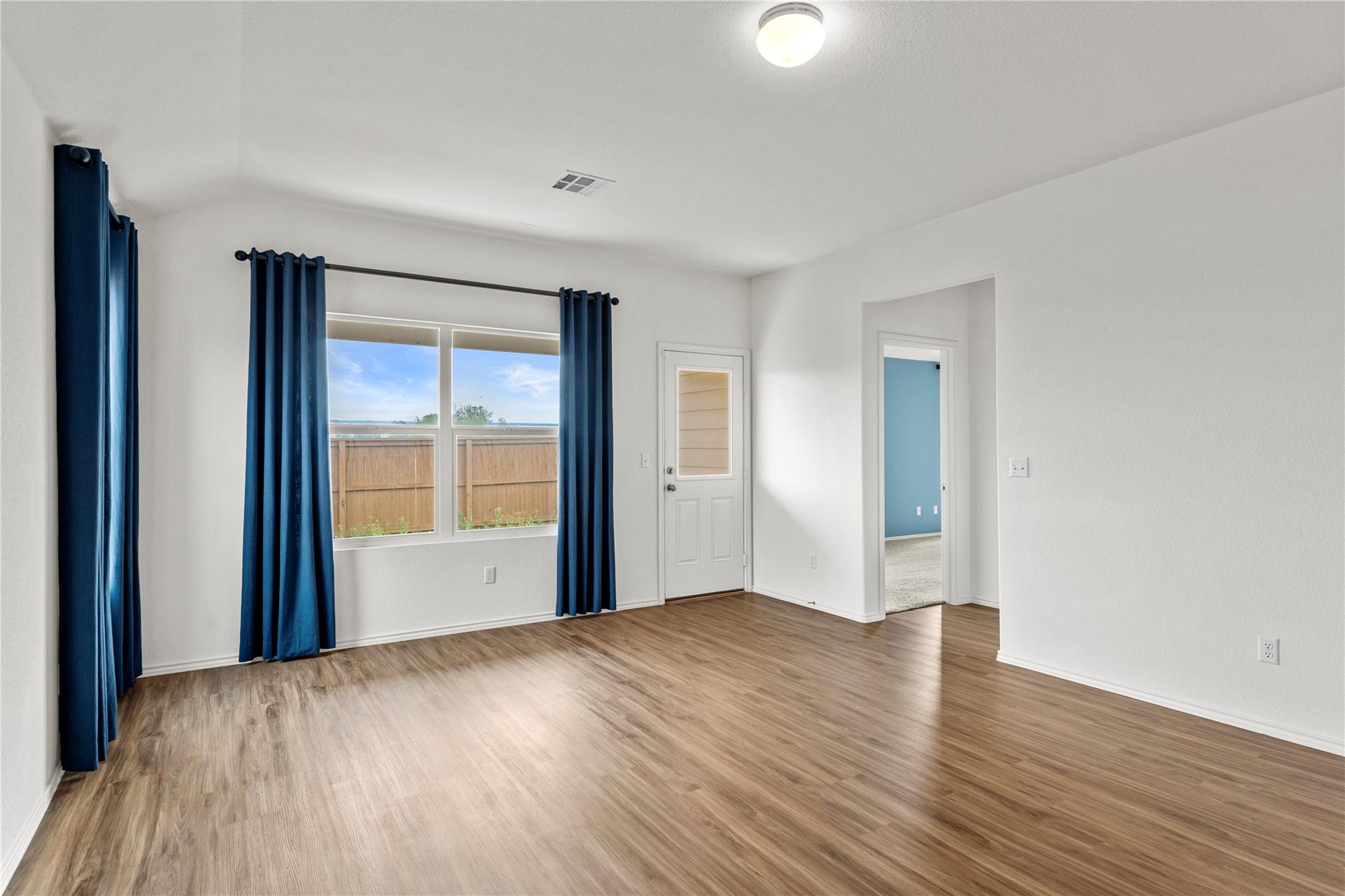 156 Sky Meadows Cir, San Marcos, TX 78666