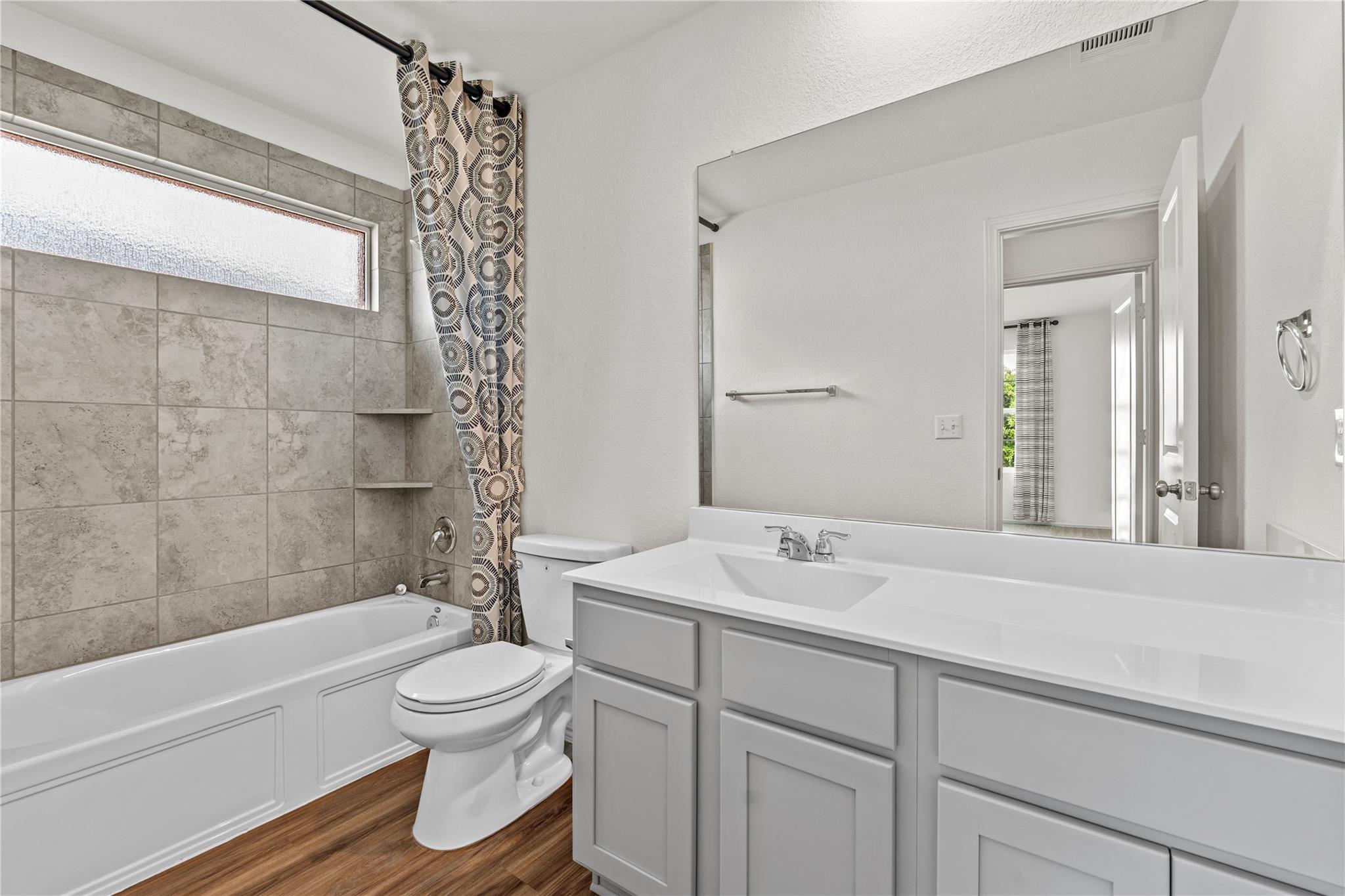 156 Sky Meadows Cir, San Marcos, TX 78666