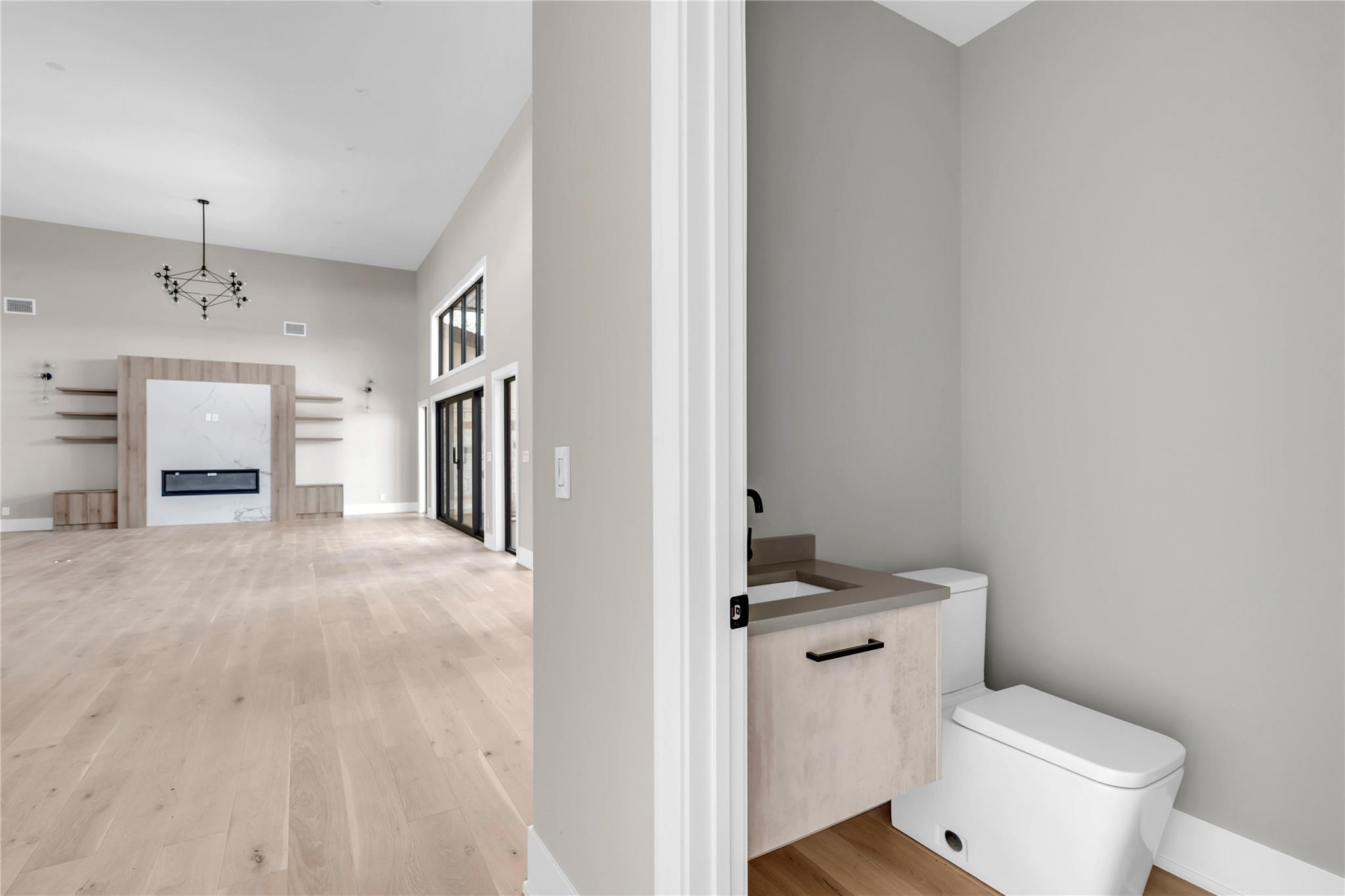 6507 Ranch Rd 962 W, Round Mountain, TX 78663