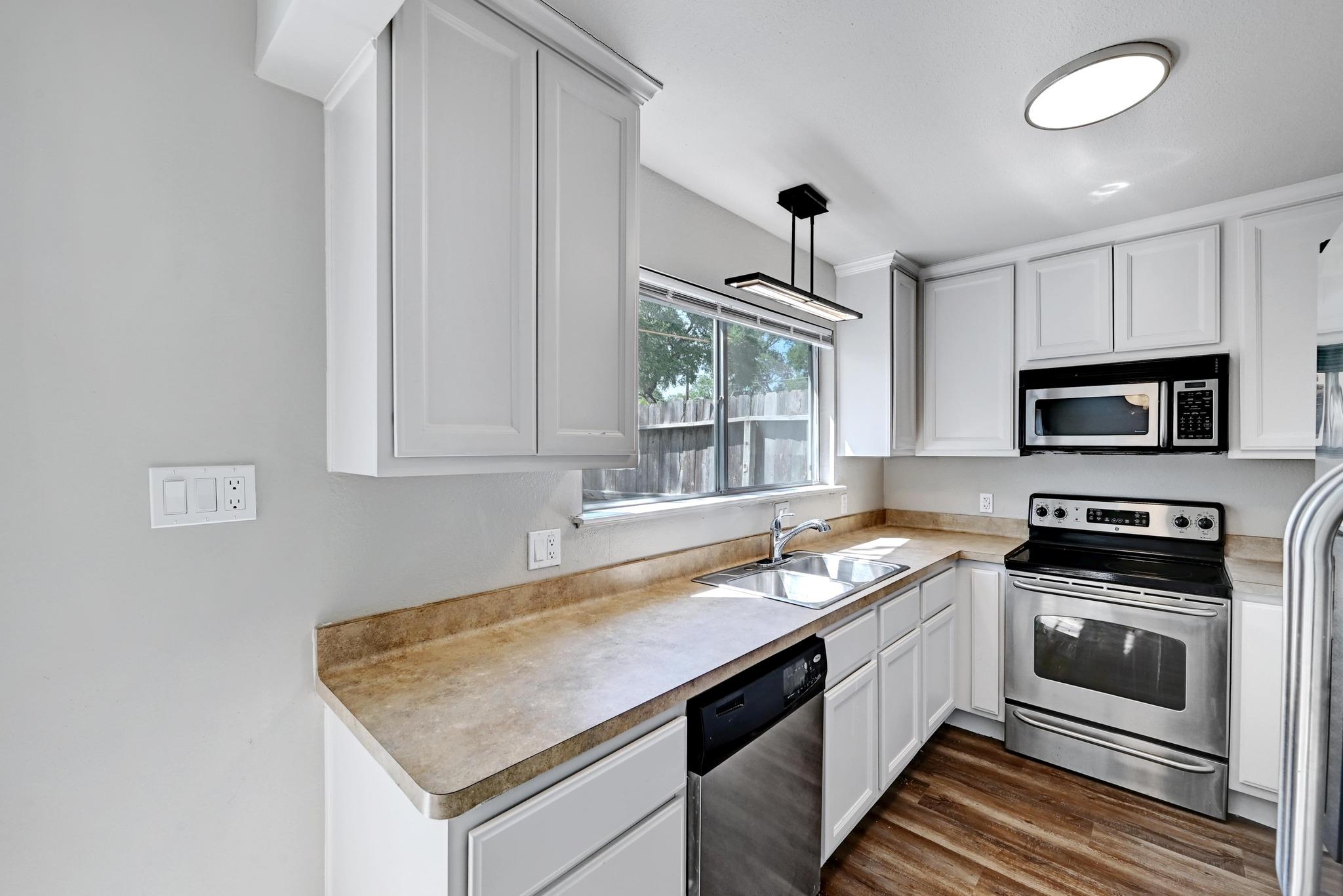 2802 San Juan Dr, Austin, TX 78733
