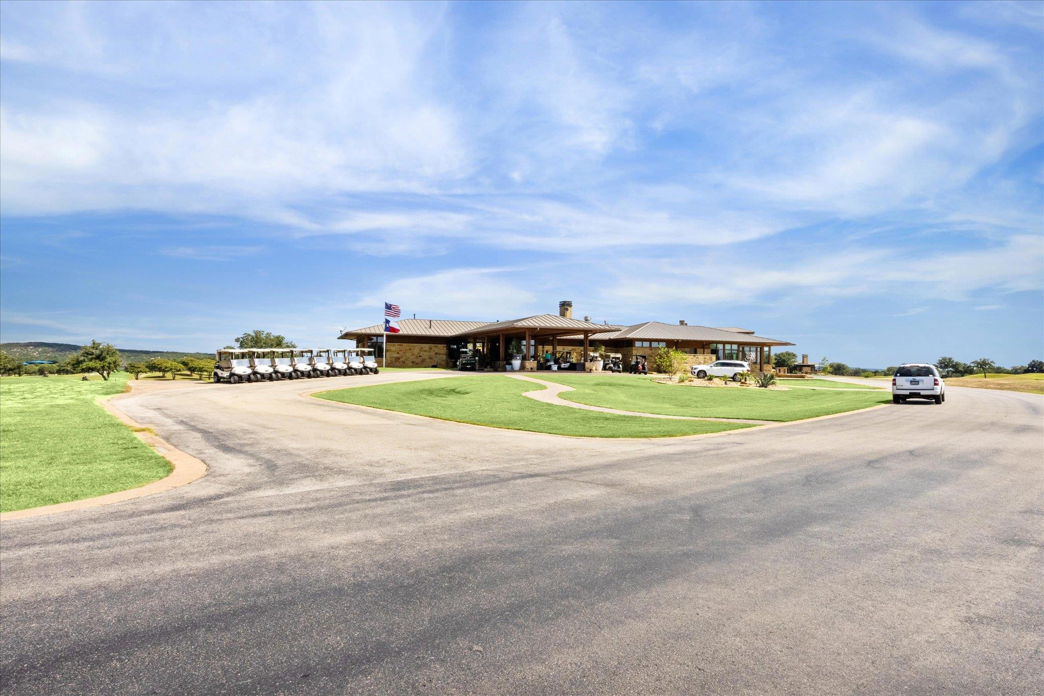 25409 Cliff Xing, Spicewood, TX 78669