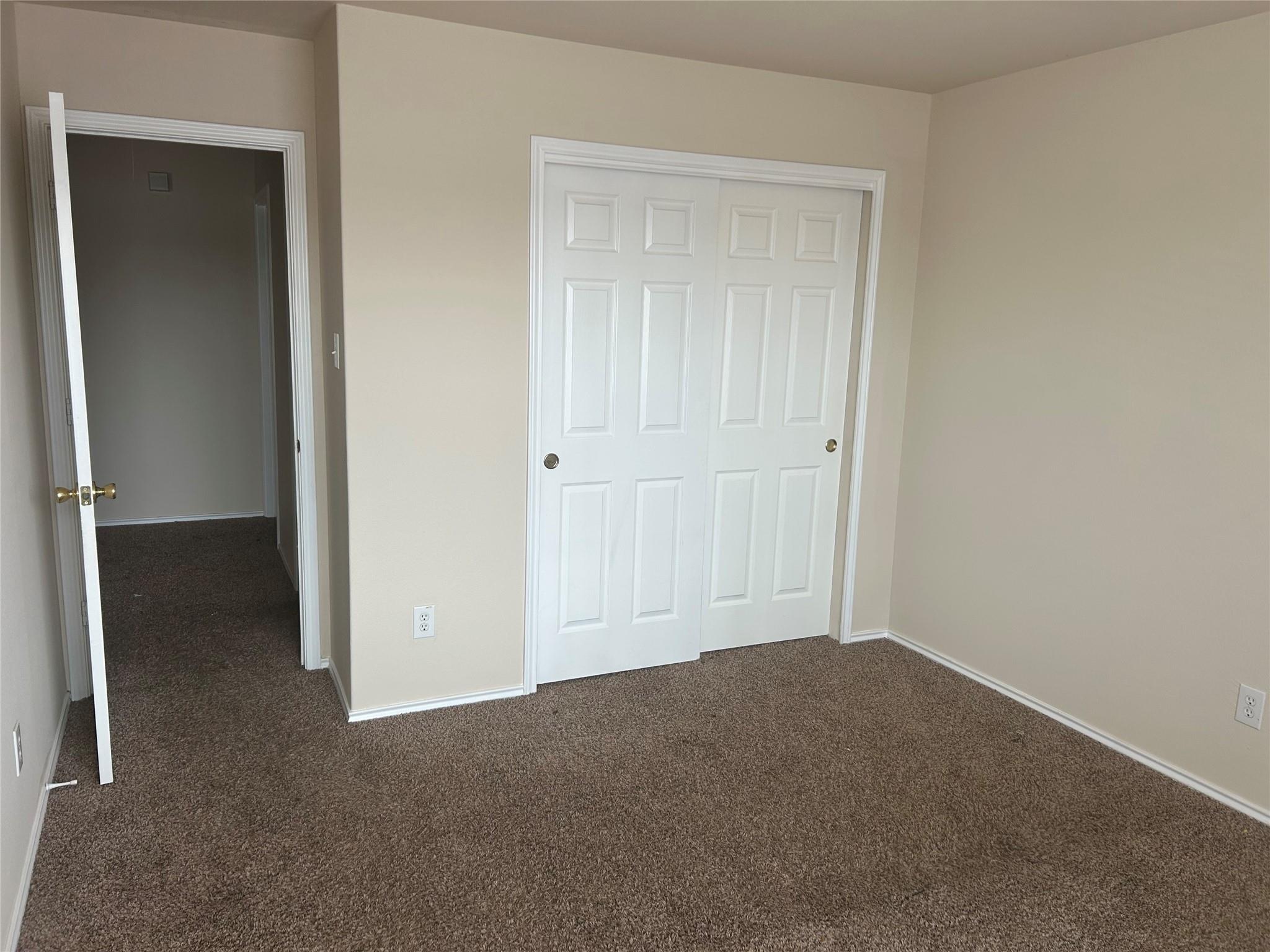 9025 Barkwood, Universal City, TX 78148