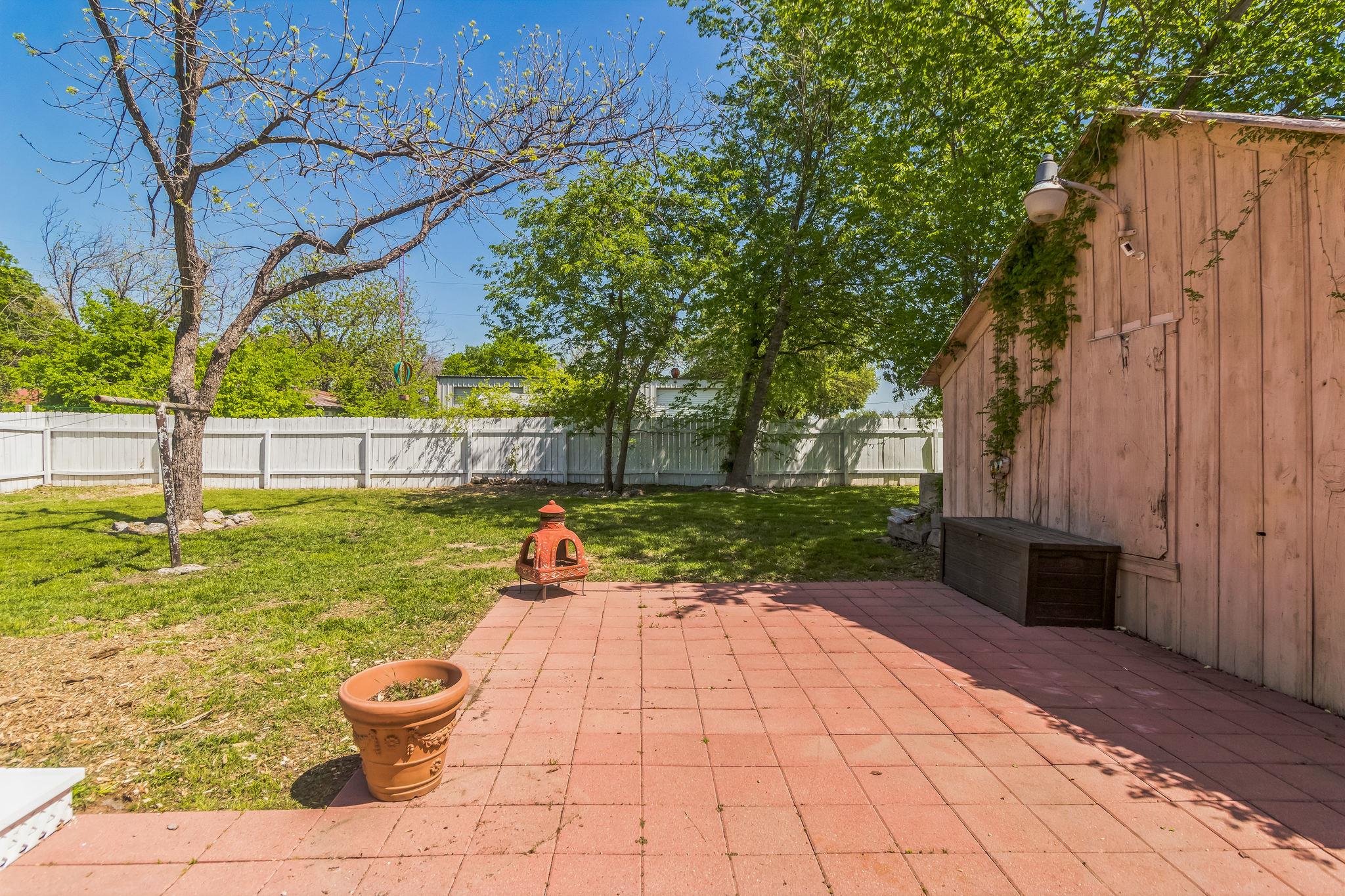 1132 W Clark St, Bartlett, TX 76511