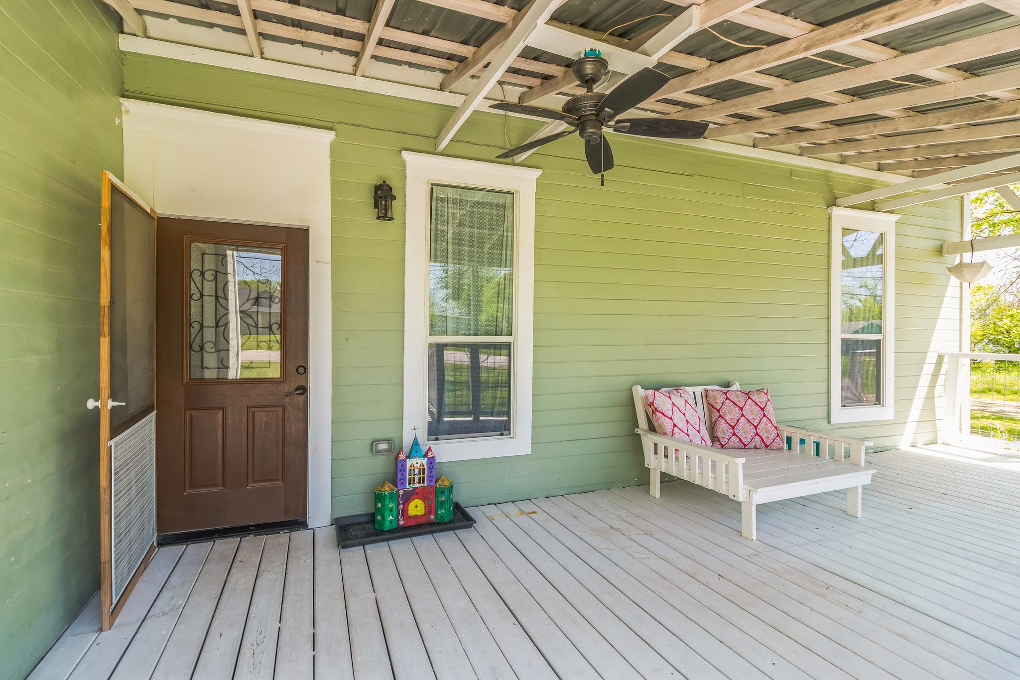1132 W Clark St, Bartlett, TX 76511