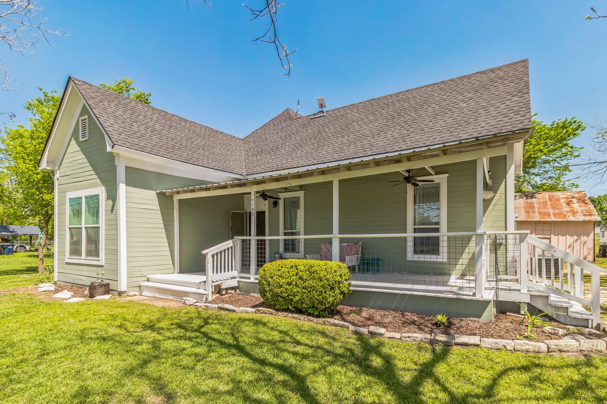 1132 W Clark St, Bartlett, TX 76511