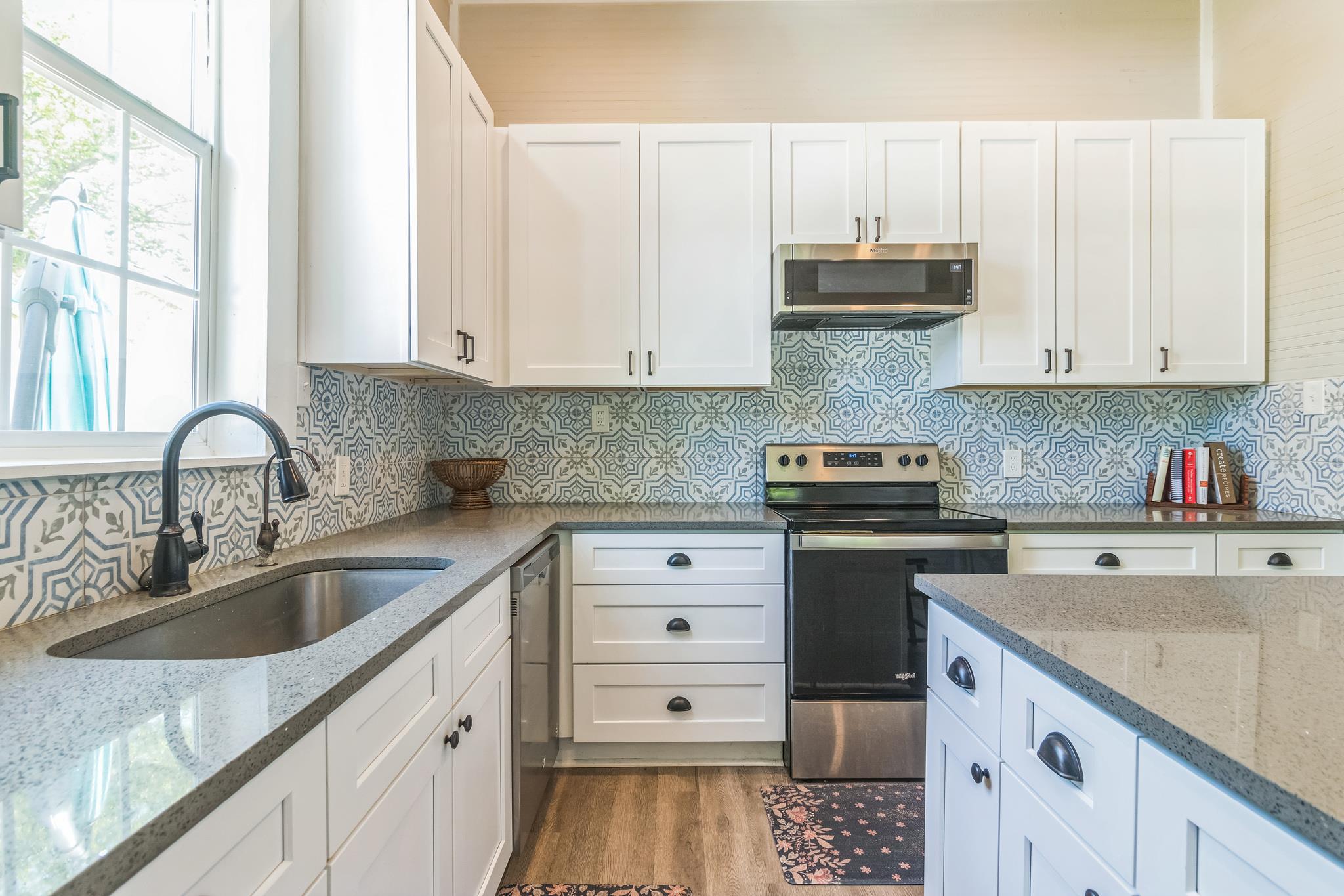1132 W Clark St, Bartlett, TX 76511