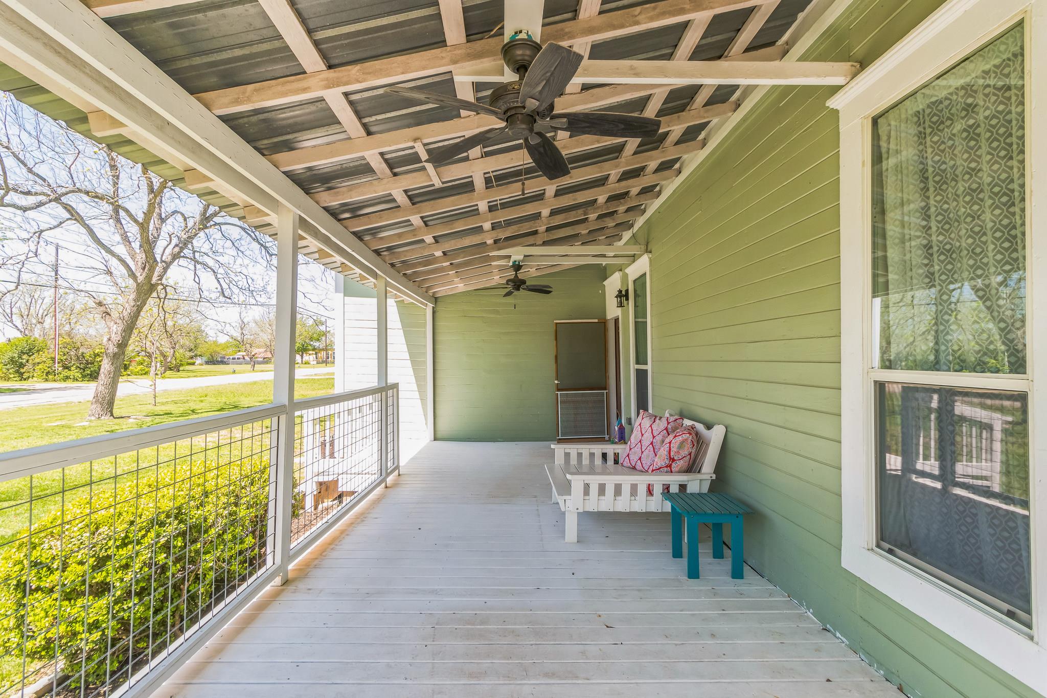 1132 W Clark St, Bartlett, TX 76511