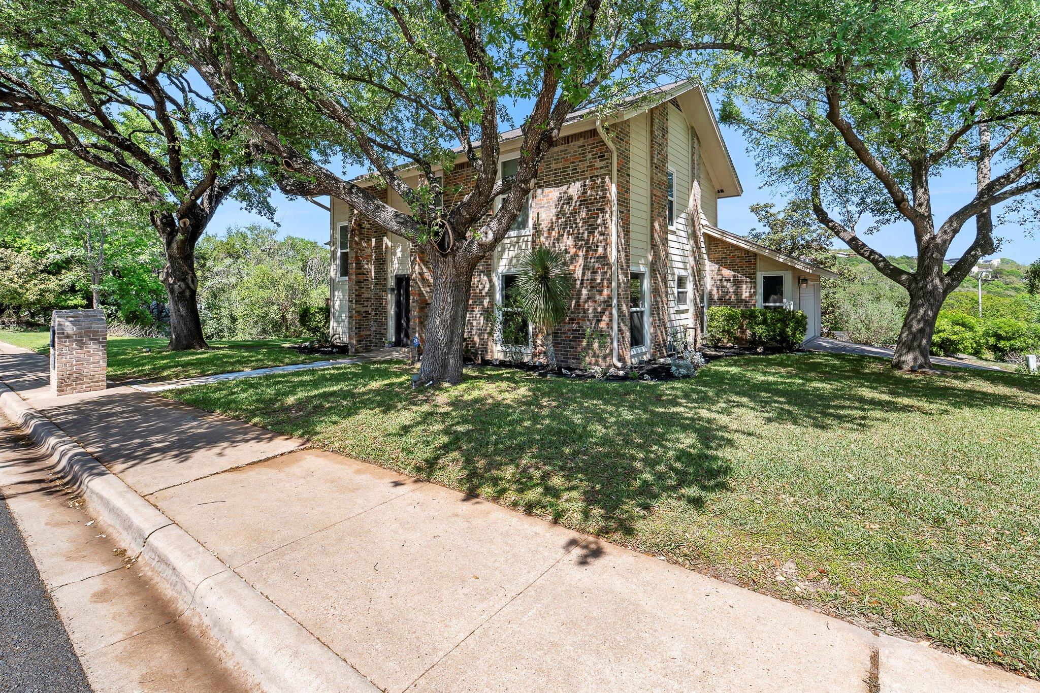 6013 Mountain Villa Dr, Austin, TX 78731