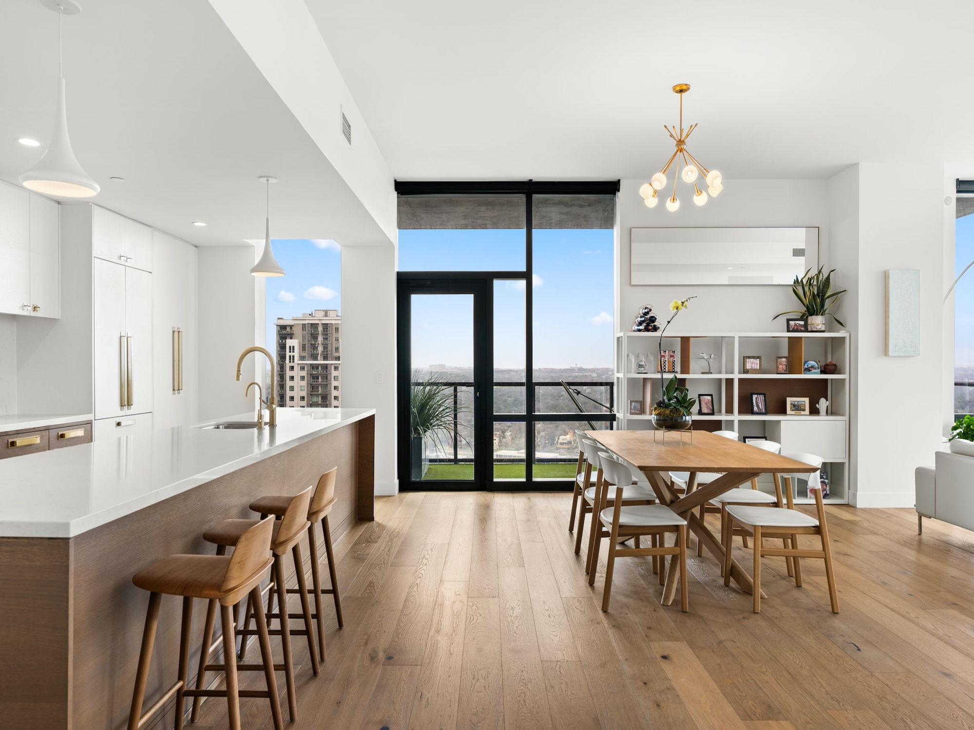 70 Rainey St # 2301, Austin, TX 78701