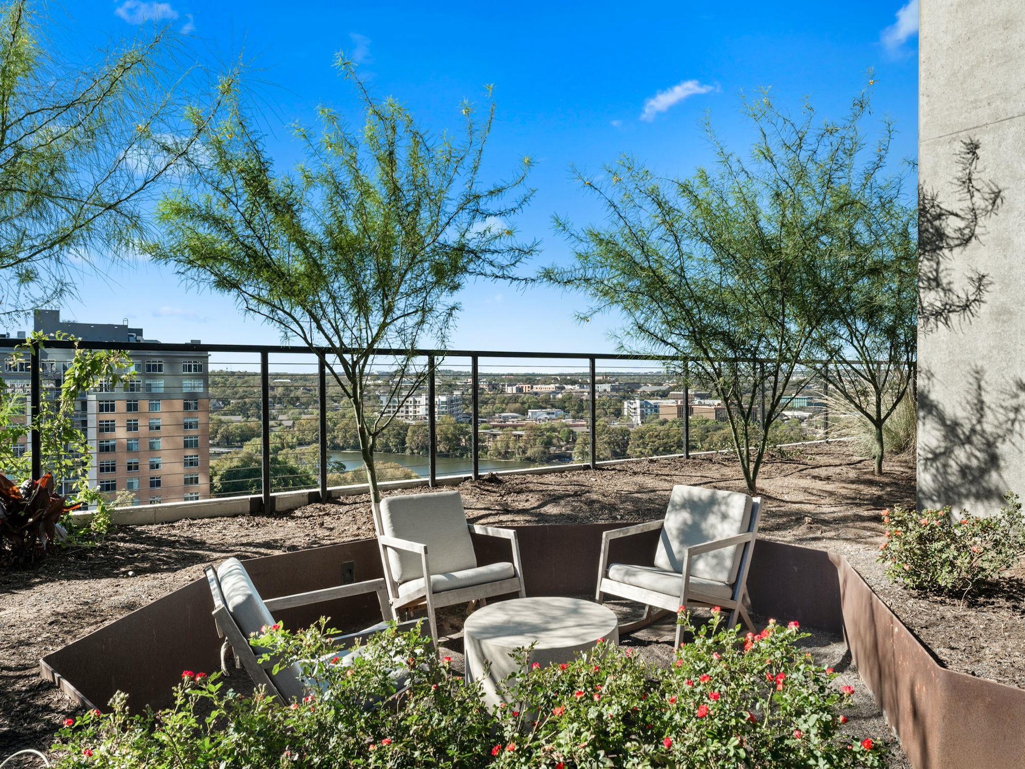 70 Rainey St # 2301, Austin, TX 78701