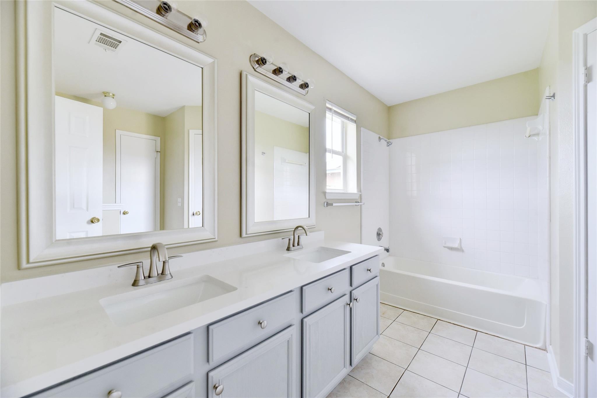 11412 Tickford Dr, Del Valle, TX 78617