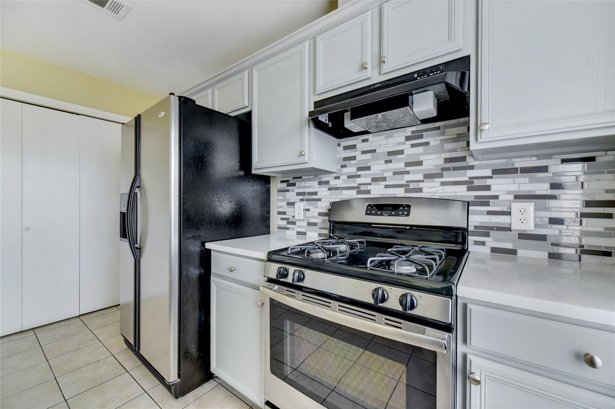 11412 Tickford Dr, Del Valle, TX 78617