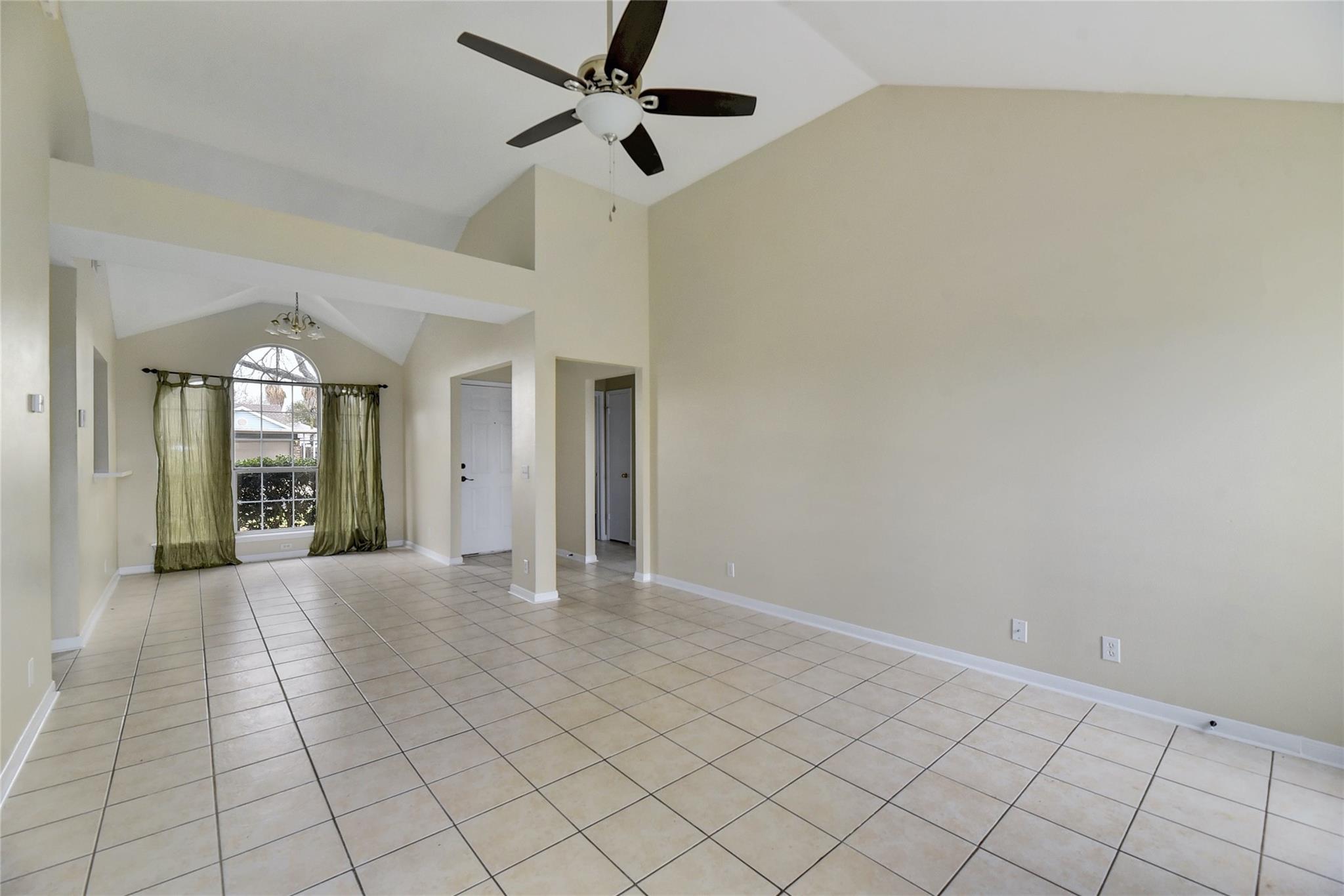 11412 Tickford Dr, Del Valle, TX 78617