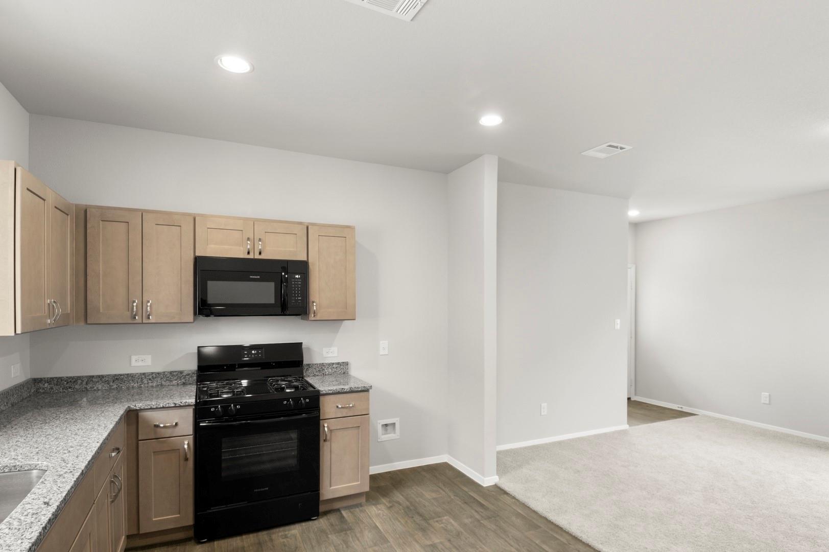 201 Cider Creek Dr, Elgin, TX 78621