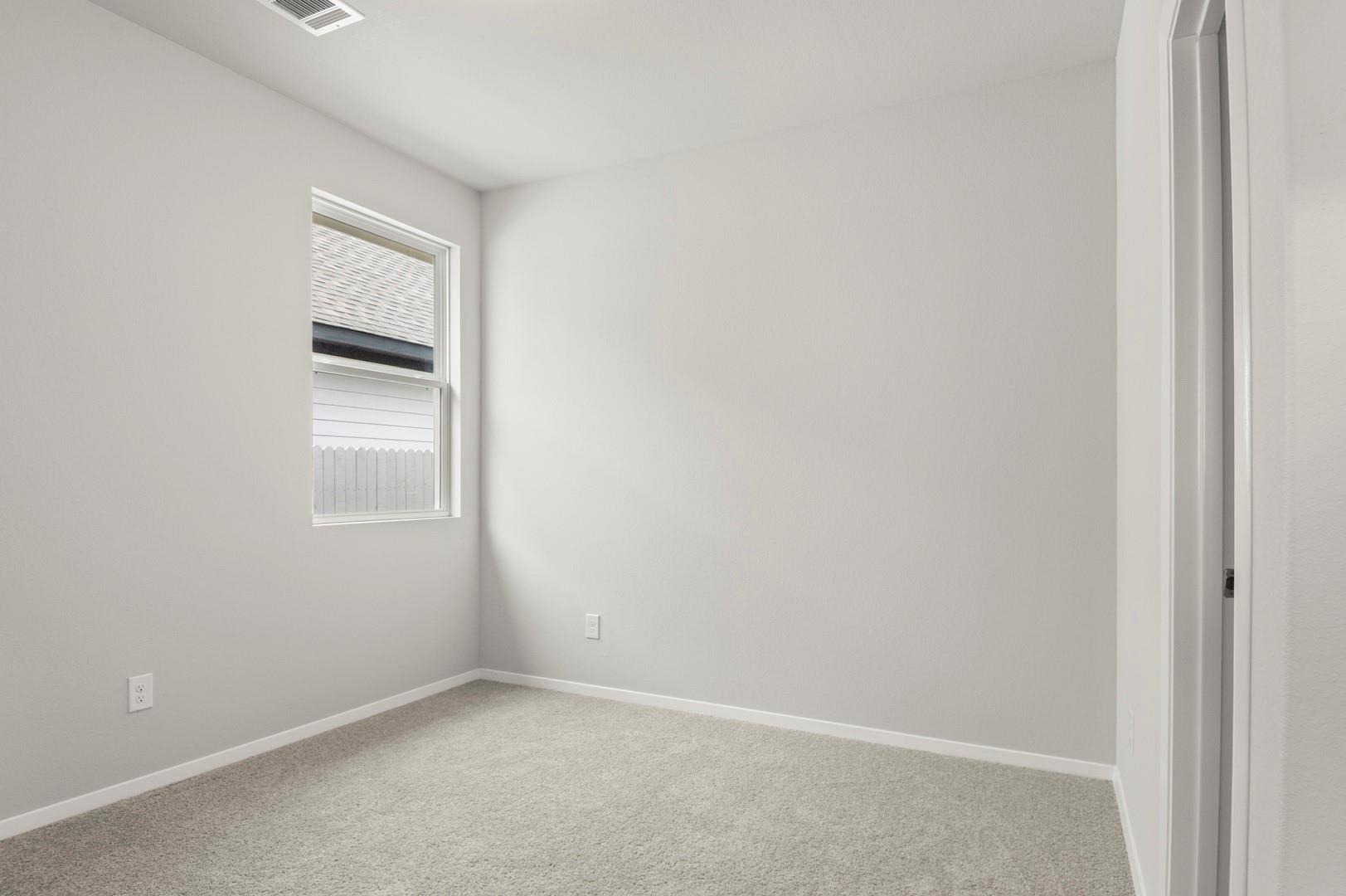 201 Cider Creek Dr, Elgin, TX 78621